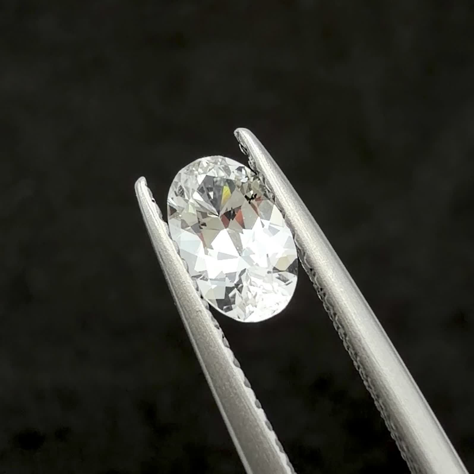 フェナカイト ロシア産 0.62ct / 7x4.4mm前後 [260231710] | TOP STONE