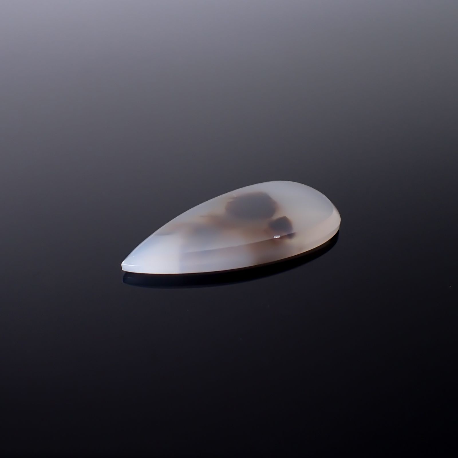 モンタナアゲート アメリカ・モンタナ州産 18.59ct / 35.9x17.9mm前後 [260832766]