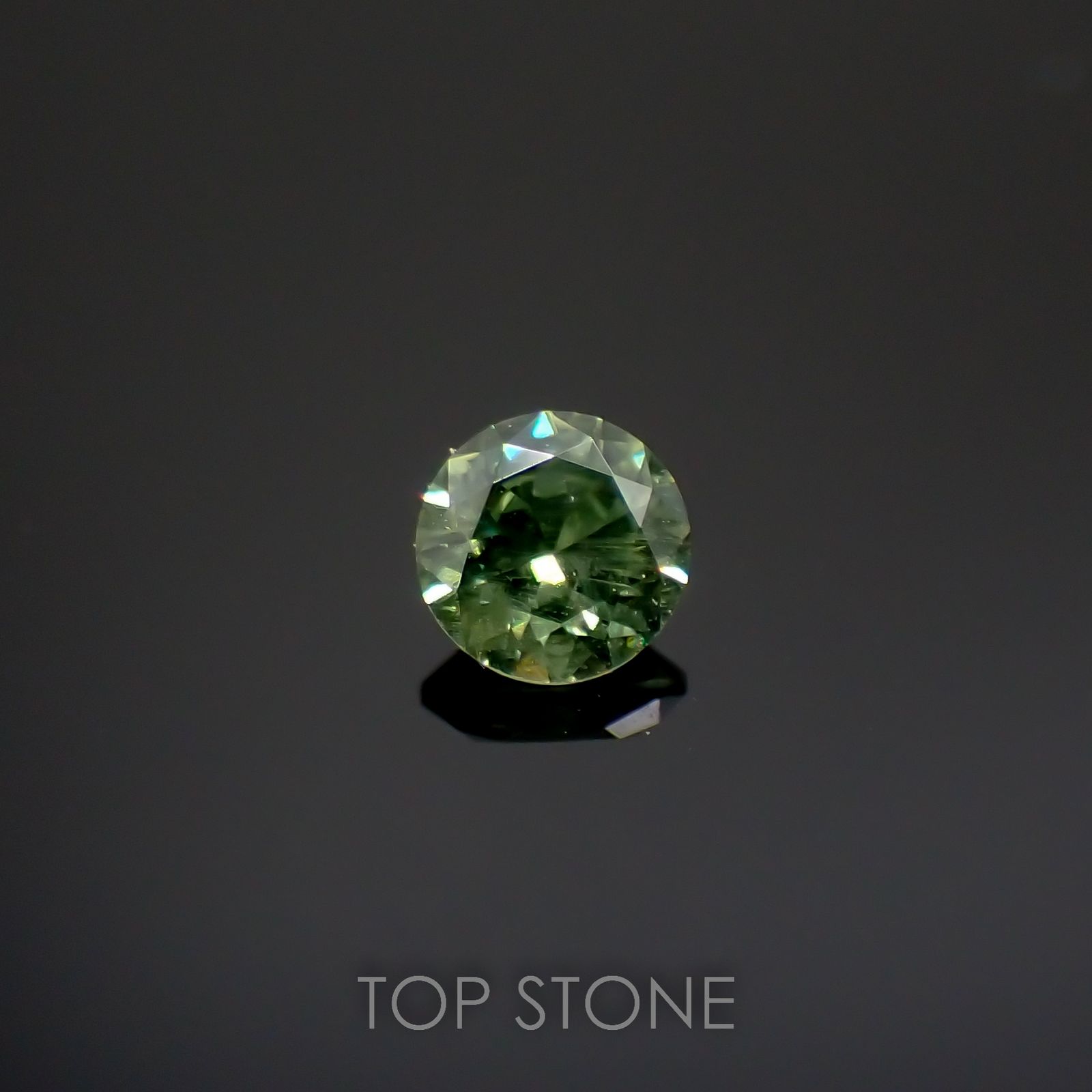 デマントイドガーネット(宝石名デマントイド・ガーネット)ロシア産 0.14ct 識別済[220616530]3.1x3.1mm前後