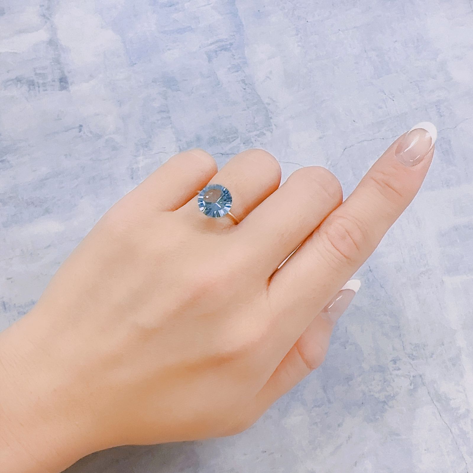 ブルートパーズ ブラジル産 4.33ct[221219313]10.2x10.2mm前後