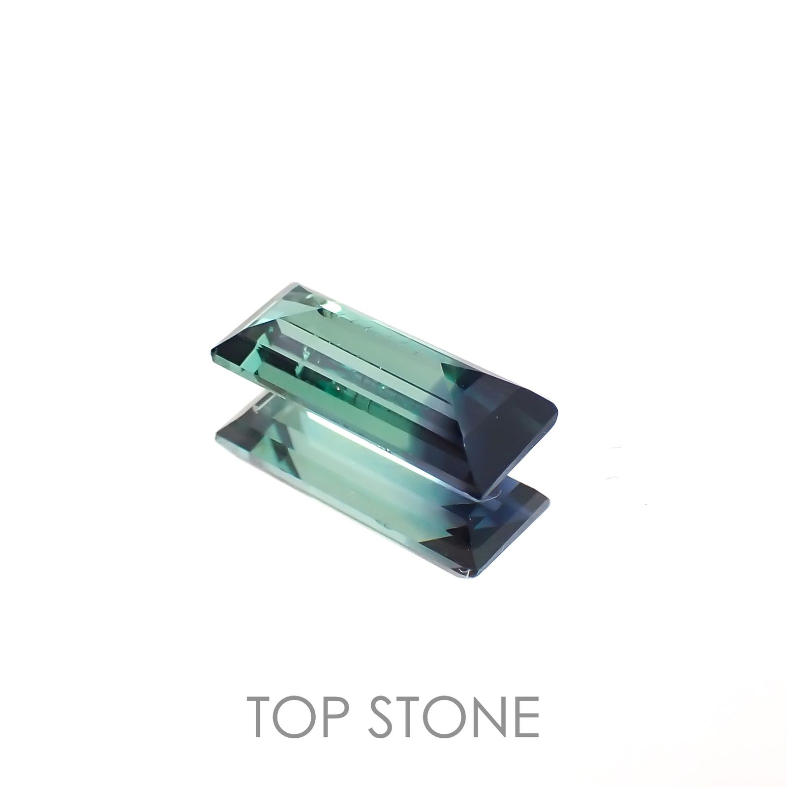 バイカラートルマリン コンゴ民主共和国産 1.10ct[230220533]9.5x3.8mm前後