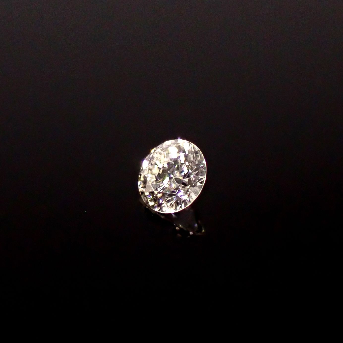 ダイヤモンド SI1-VS ハート&キューピッド 0.043ct / 2.2x2.2mm前後 [251031193]