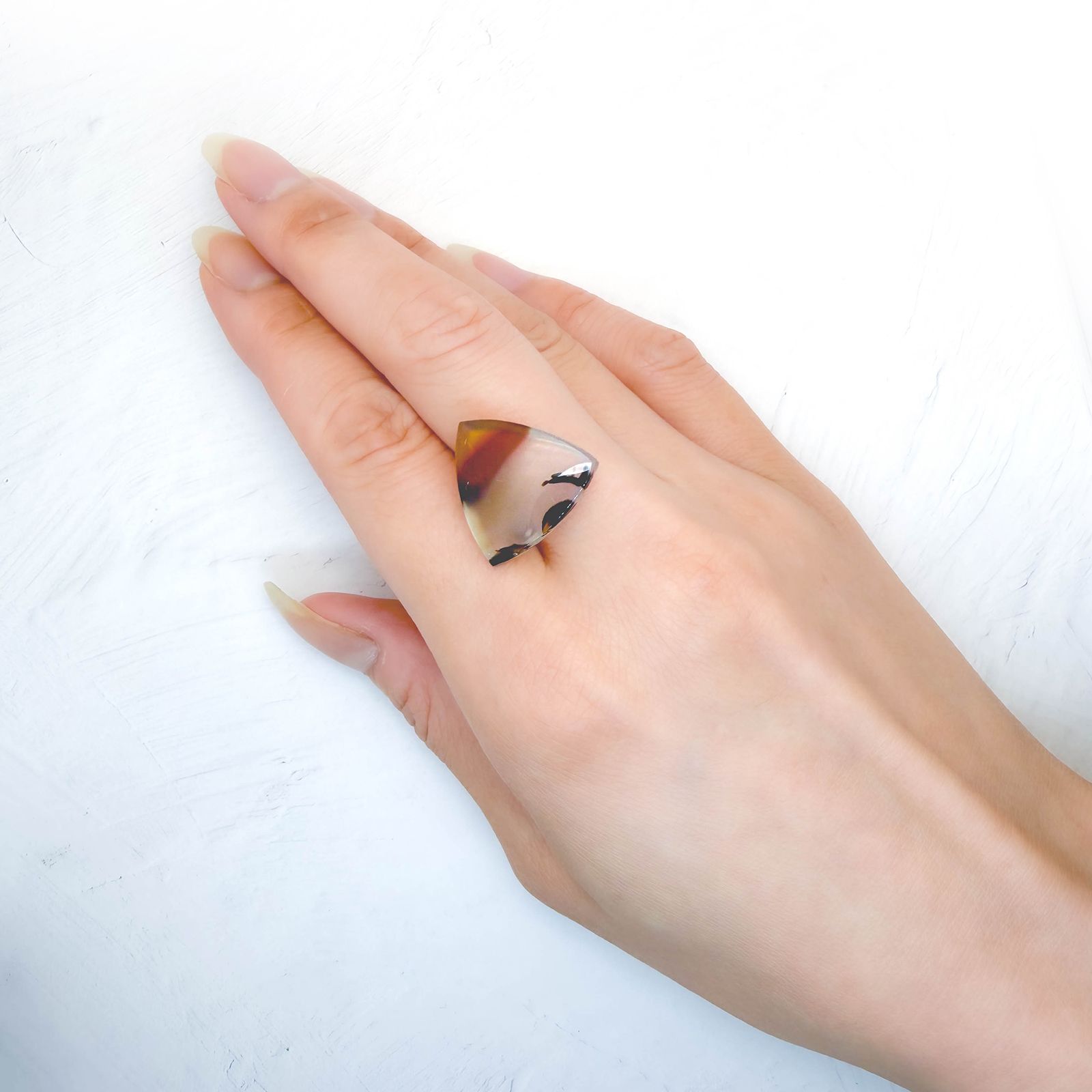 モンタナアゲート アメリカ・モンタナ州産 11.23ct / 18.5x19mm前後 [260832761]