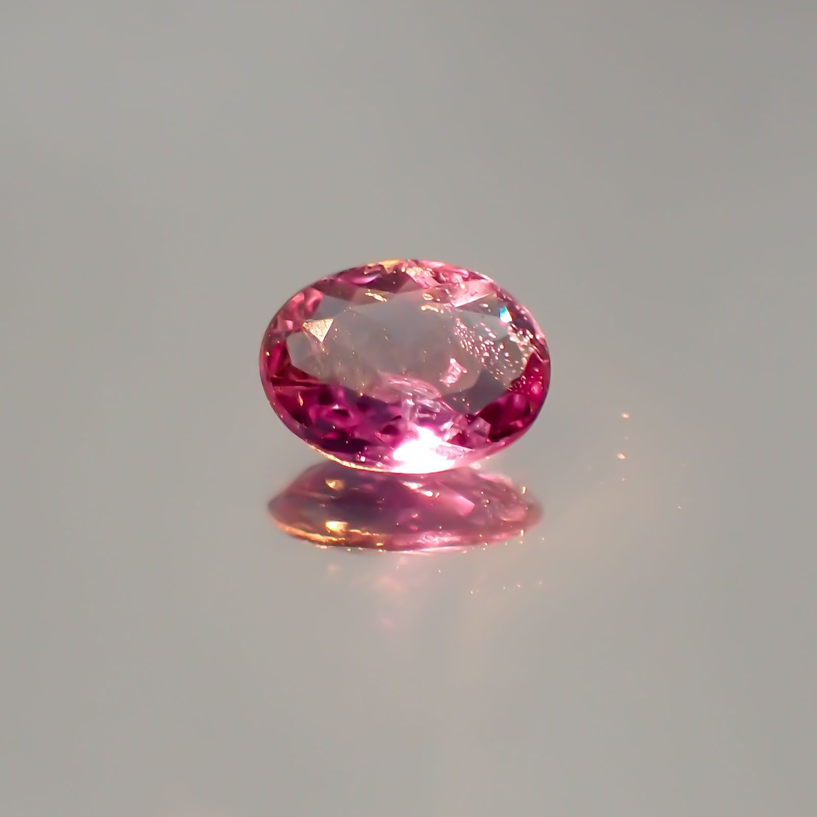 アレキサンドライト ブラジル産 ルース 0.45ct[20052701]5.6×4.5mm前後