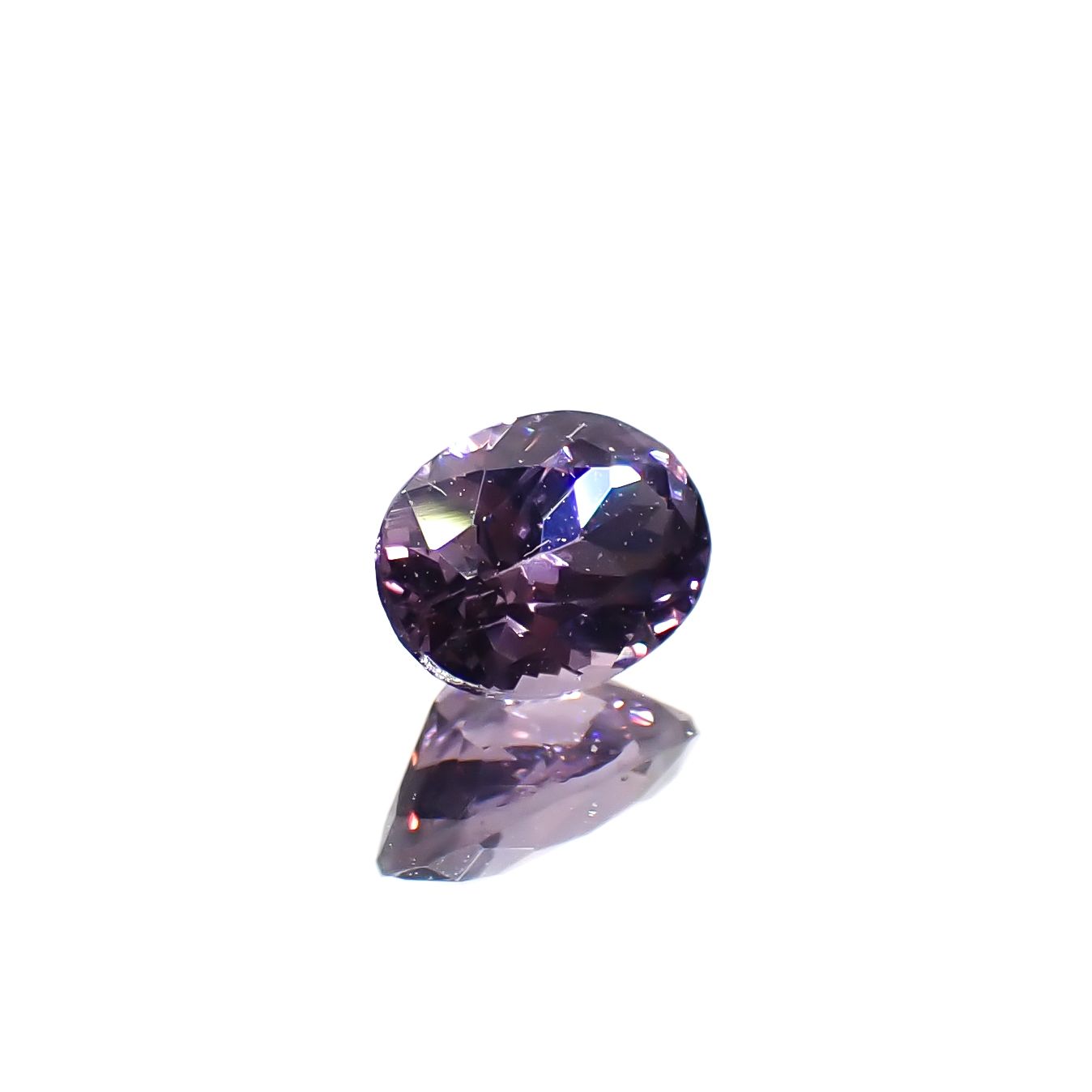 パープルスピネル(宝石名スピネル)ビルマ/マダガスカル産 0.37ct 識別済[241029266]4.9x3.6mm前後
