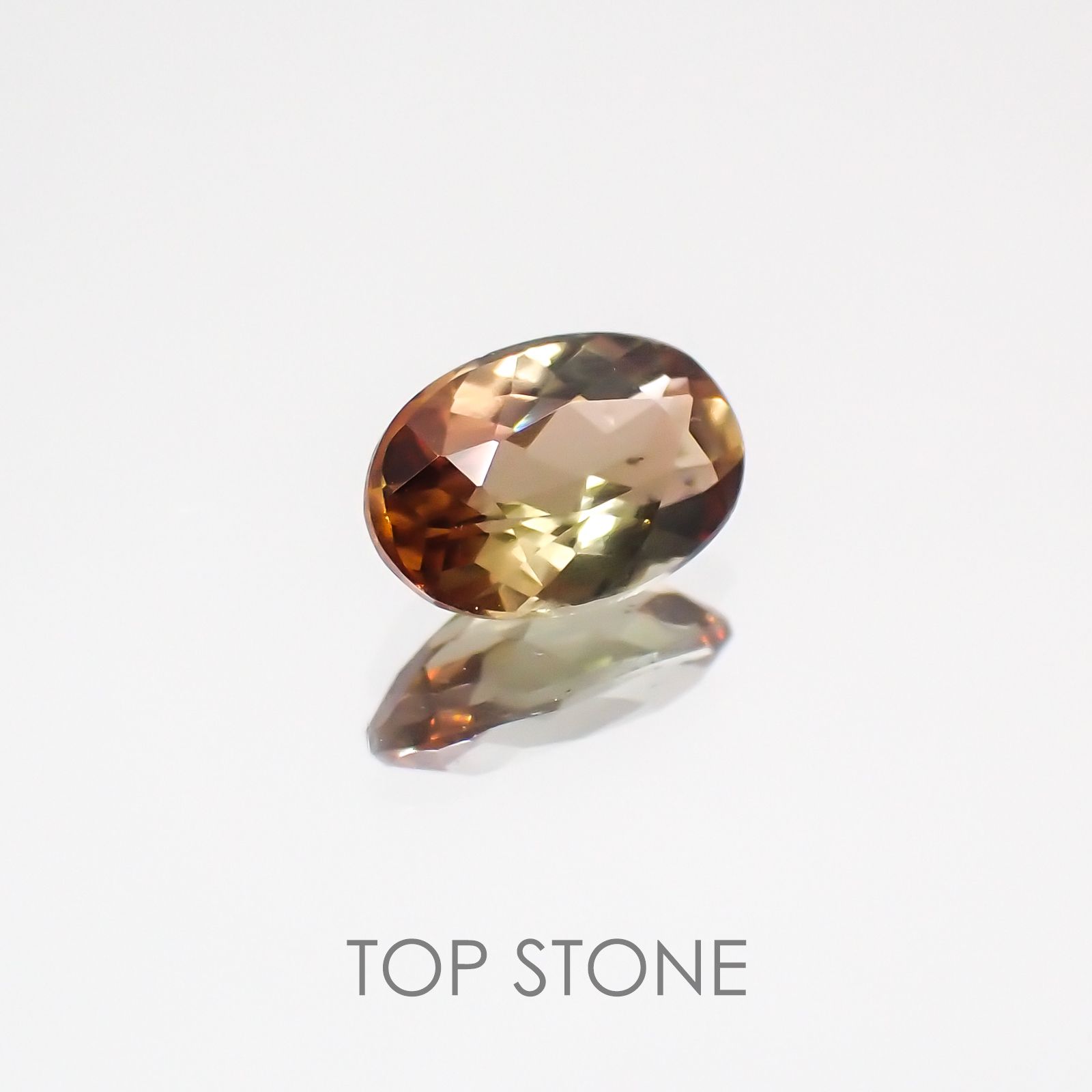 バイカラーアンダリュサイト スリランカ産 ルース 0.43ct[21059874]5.9×4.1mm前後