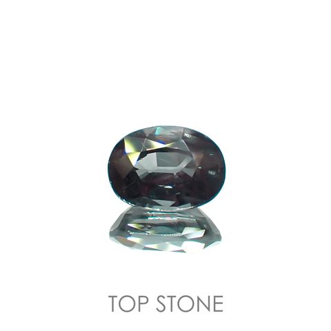 カラーチェンジガーネット アレキタイプ(宝石名ガーネット)マダガスカル・ベキリー産 1.04ct 識別済[221219611]6.8x5mm前後