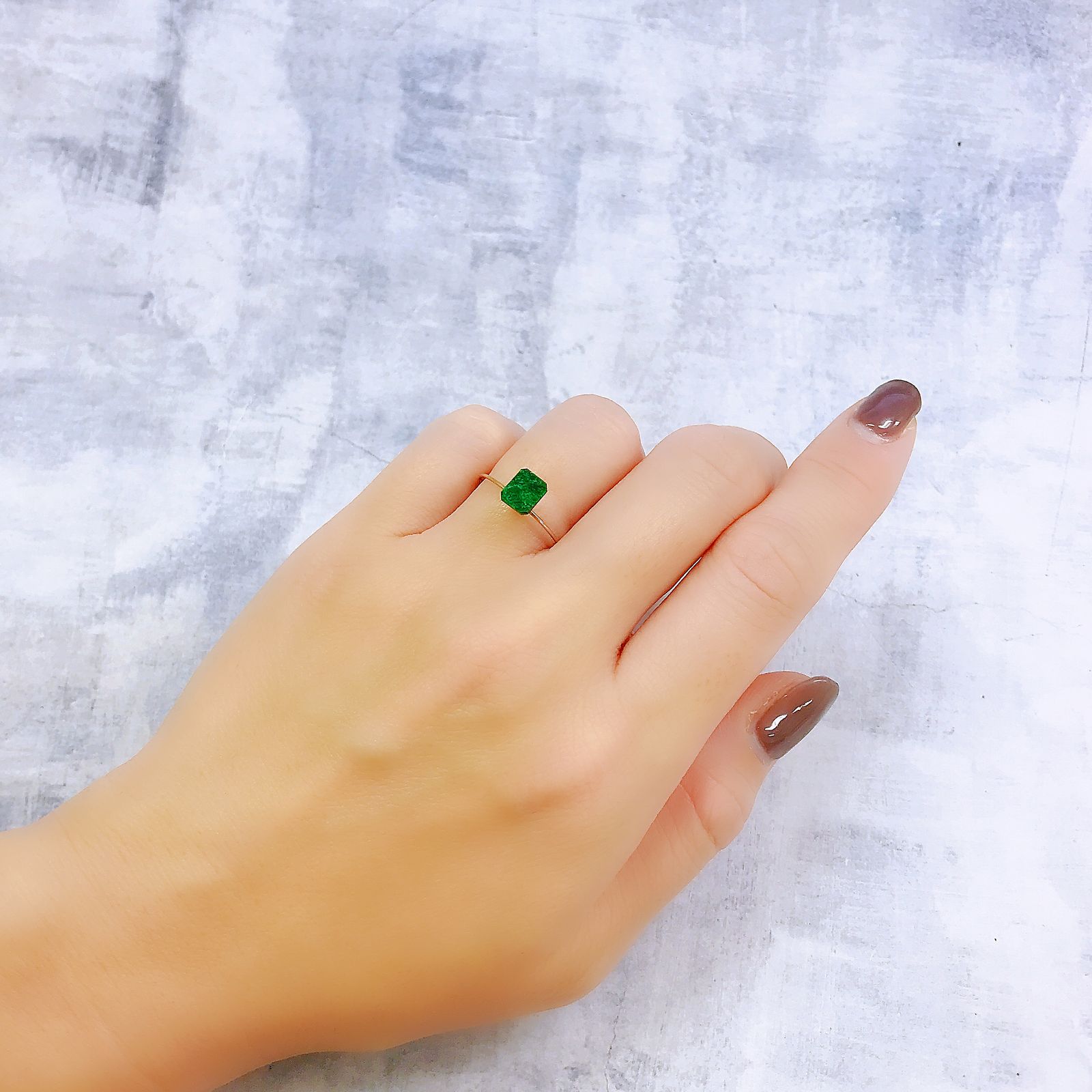 モーシッシ ビルマ産 0.91ct[220918031]6.1x5.2mm前後