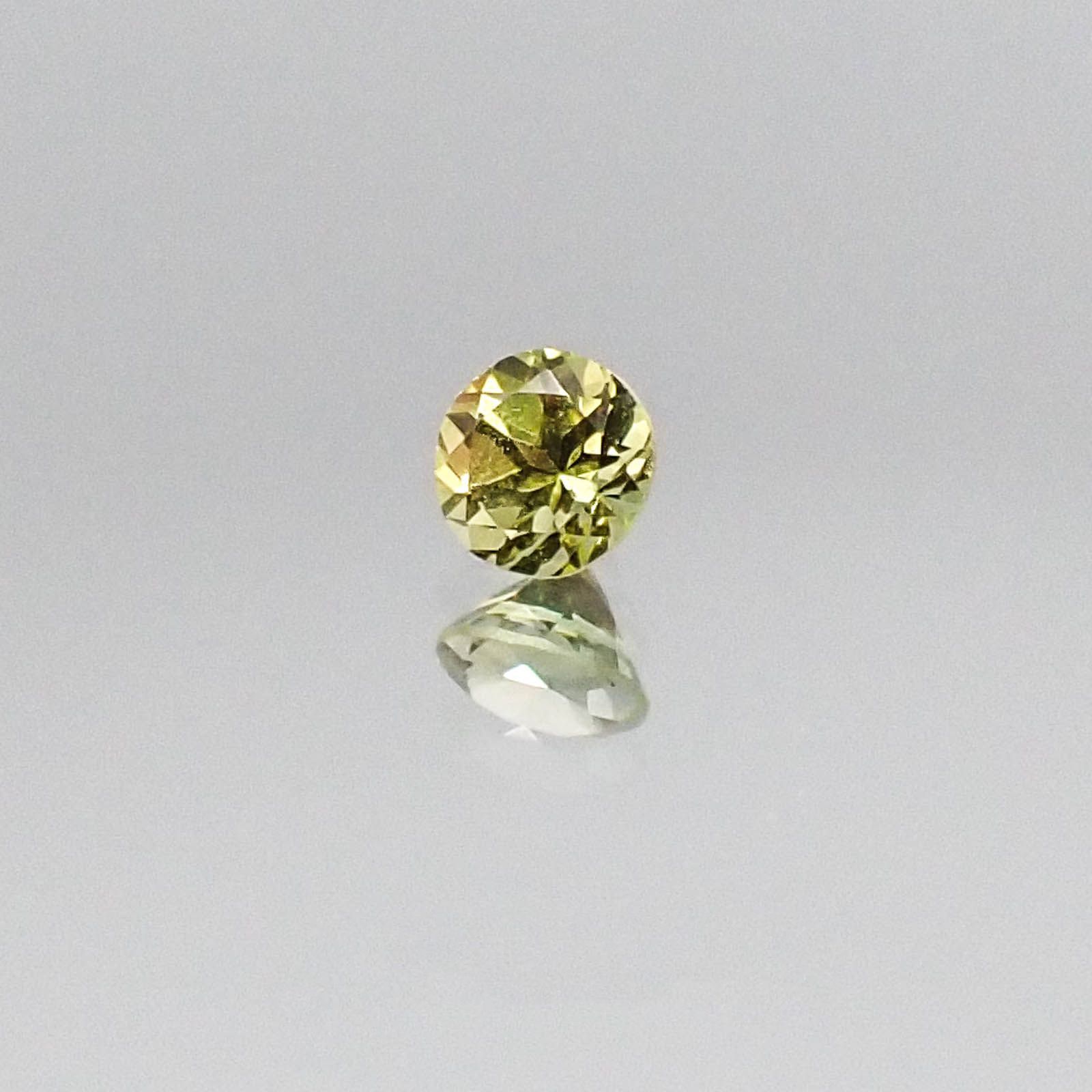 モンタナサファイア アメリカ産 ルース 0.17ct[20073881]3.1×3.1mm前後