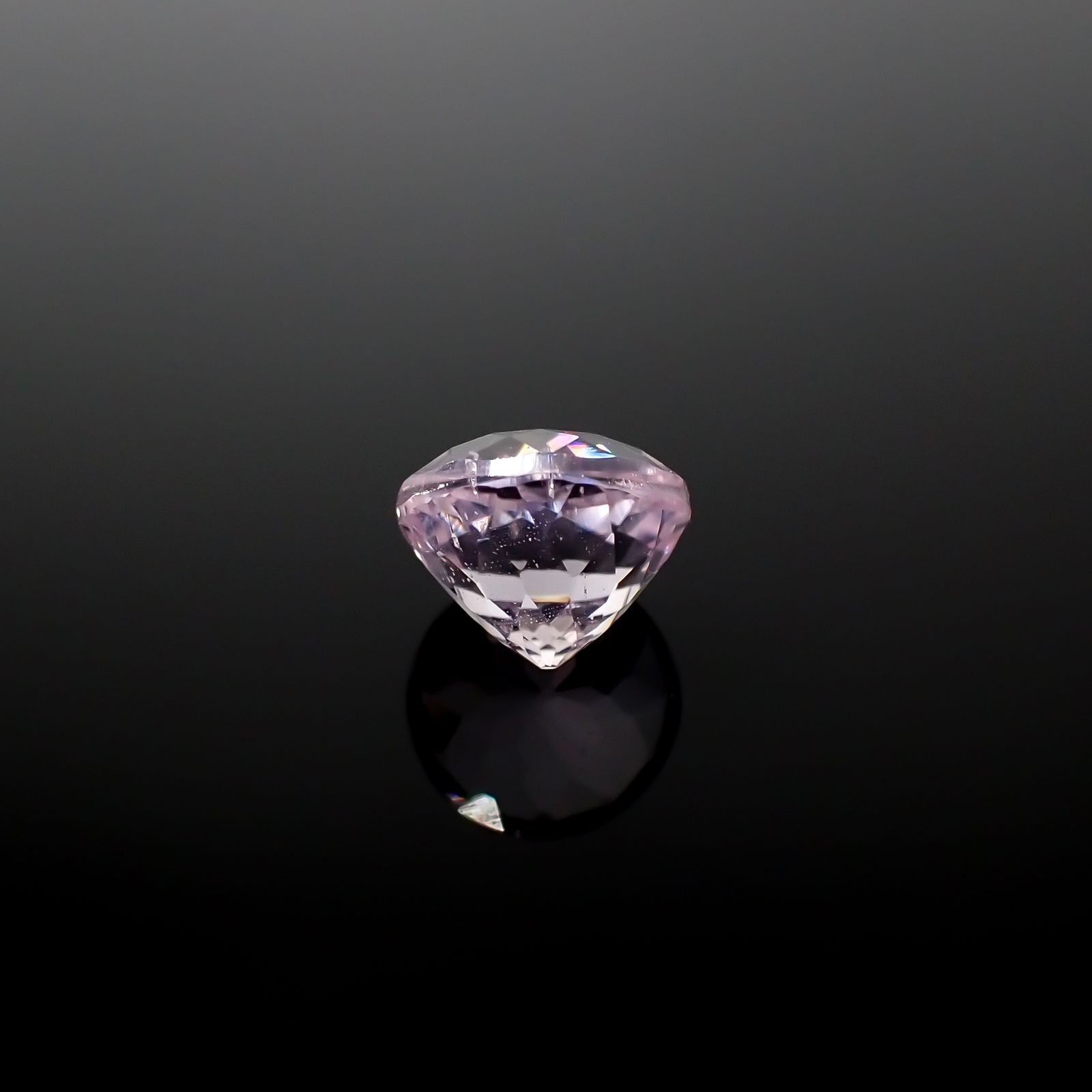 クンツァイト アフガニスタン産 1.20ct[240125354]6.3x6.3mm前後