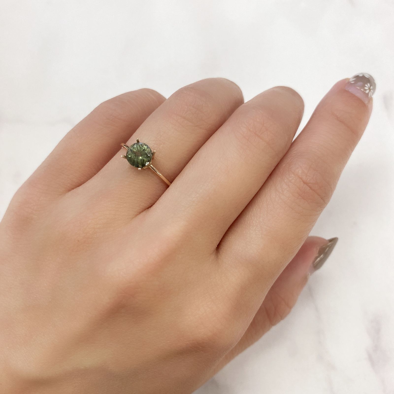 ルドウィジャイトインペリドット パキスタン産 ルース 1.05ct[210913496]6.1×6.1mm前後