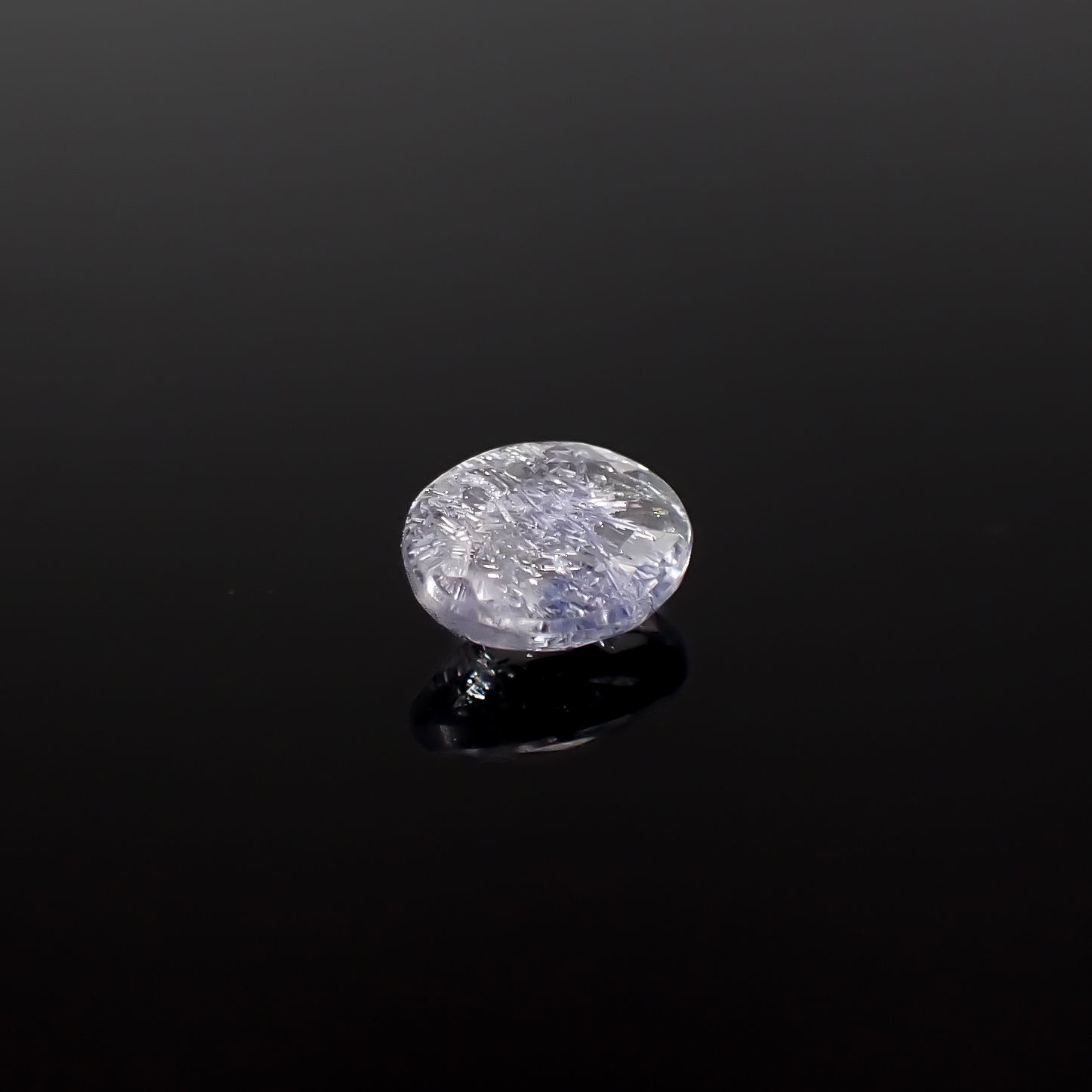 デュモルチェライトインクォーツ ブラジル産 0.74ct / 6.8x5.5mm前後 [260331855]