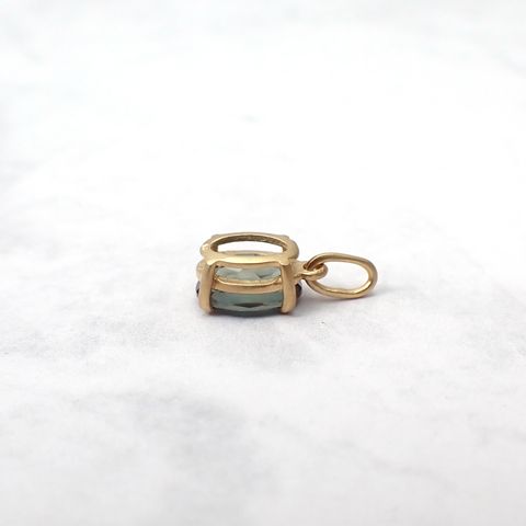 ペンダント空枠：石留め▶カラーチェンジアンデシン（お客様製作例）