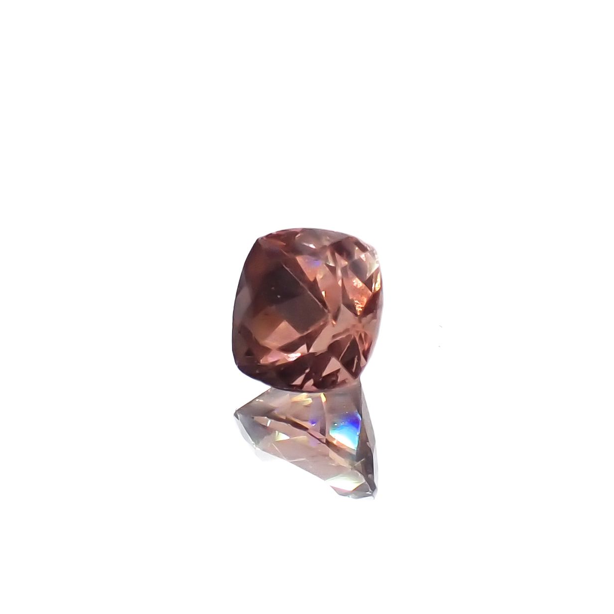 ピンクアパタイト ブラジル産 1.10ct [251224926]5.9x5.8mm前後