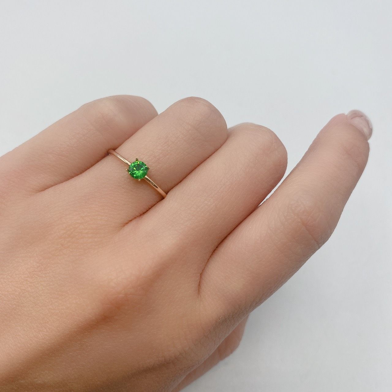 デマントイドガーネット ロシア産 ルース 0.30ct[210310249]4×4mm前後