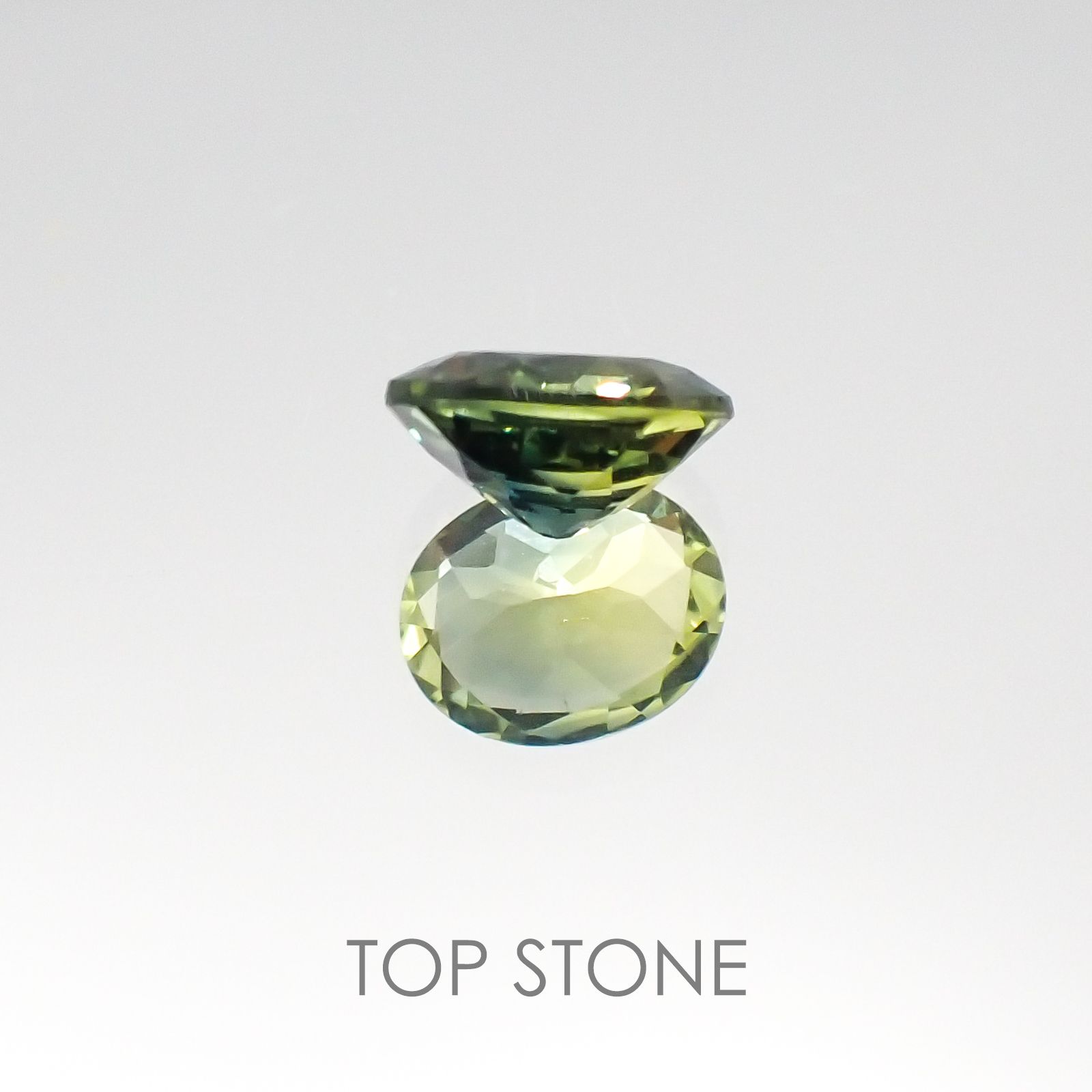 ゴールドシーンサファイア 非加熱 ケニア産 ルース 0.62ct[20085074]5.7×4.5mm前後