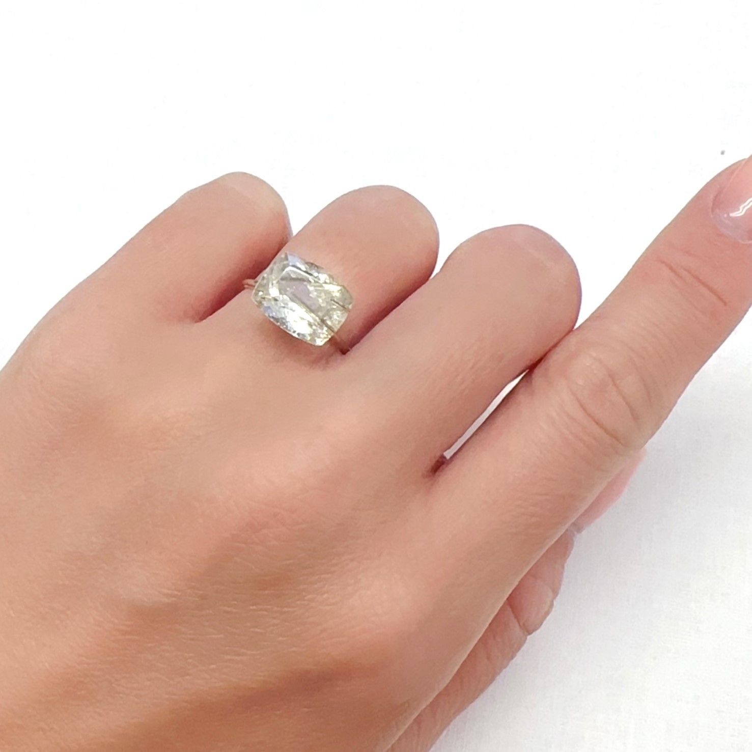 エピドートインクォーツ ブラジル産 4.49ct [240427295]11.6x9