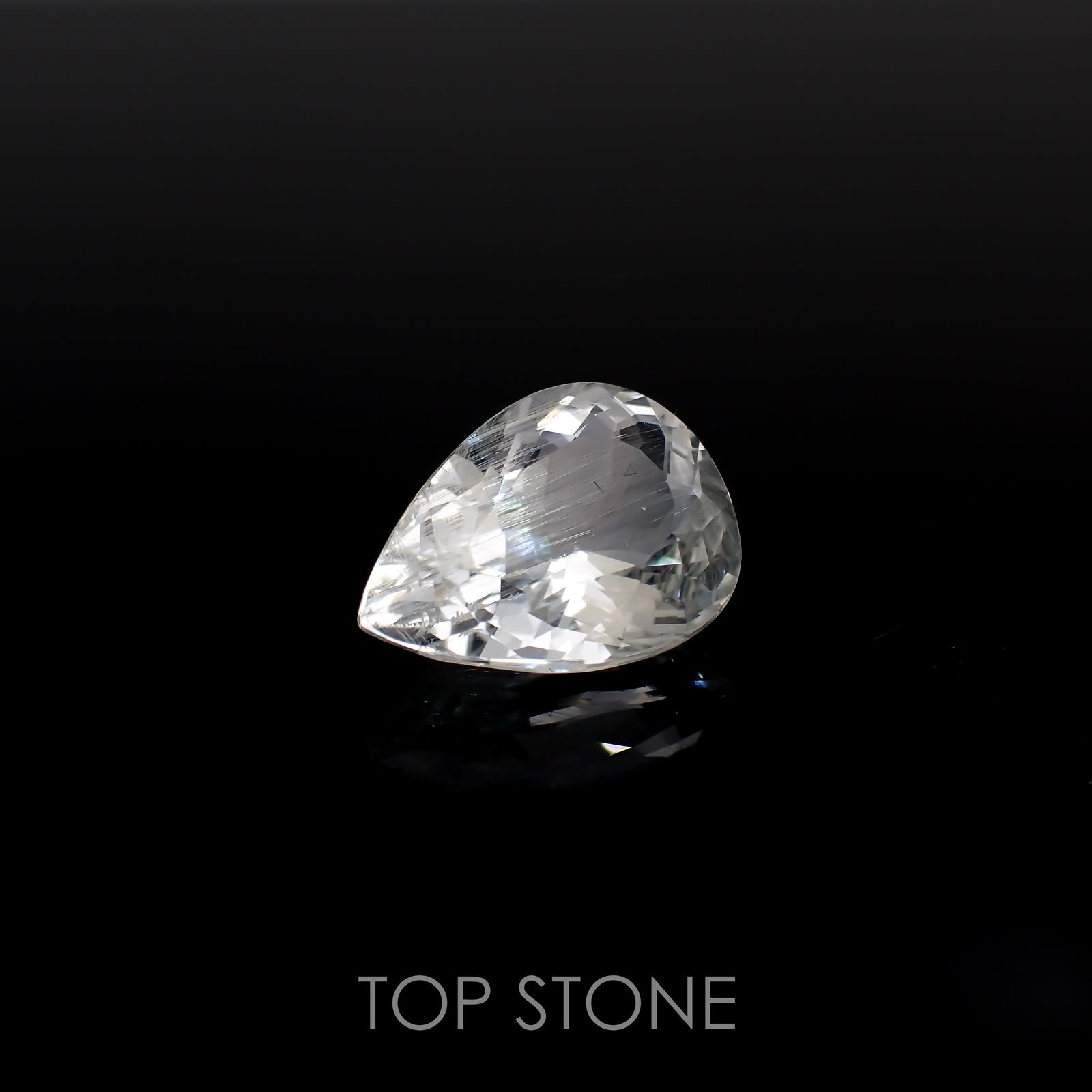 ニードルイントパーズ(チューブイントパーズ) ブラジル産 8.88ct[221018522]15.4x11.5mm前後