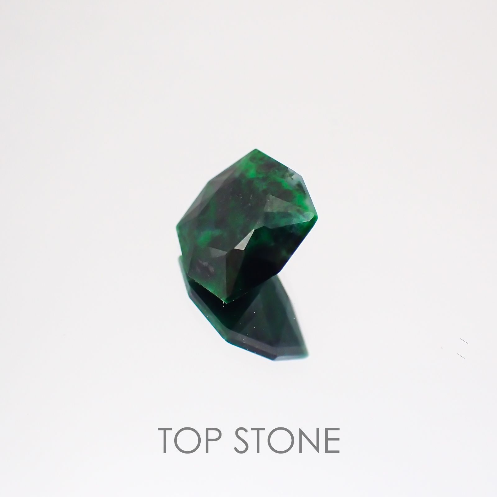 モーシッシ(宝石名マウシットシット) ビルマ産 2.08ct 識別済[20128747]8.6×8.6mm前後