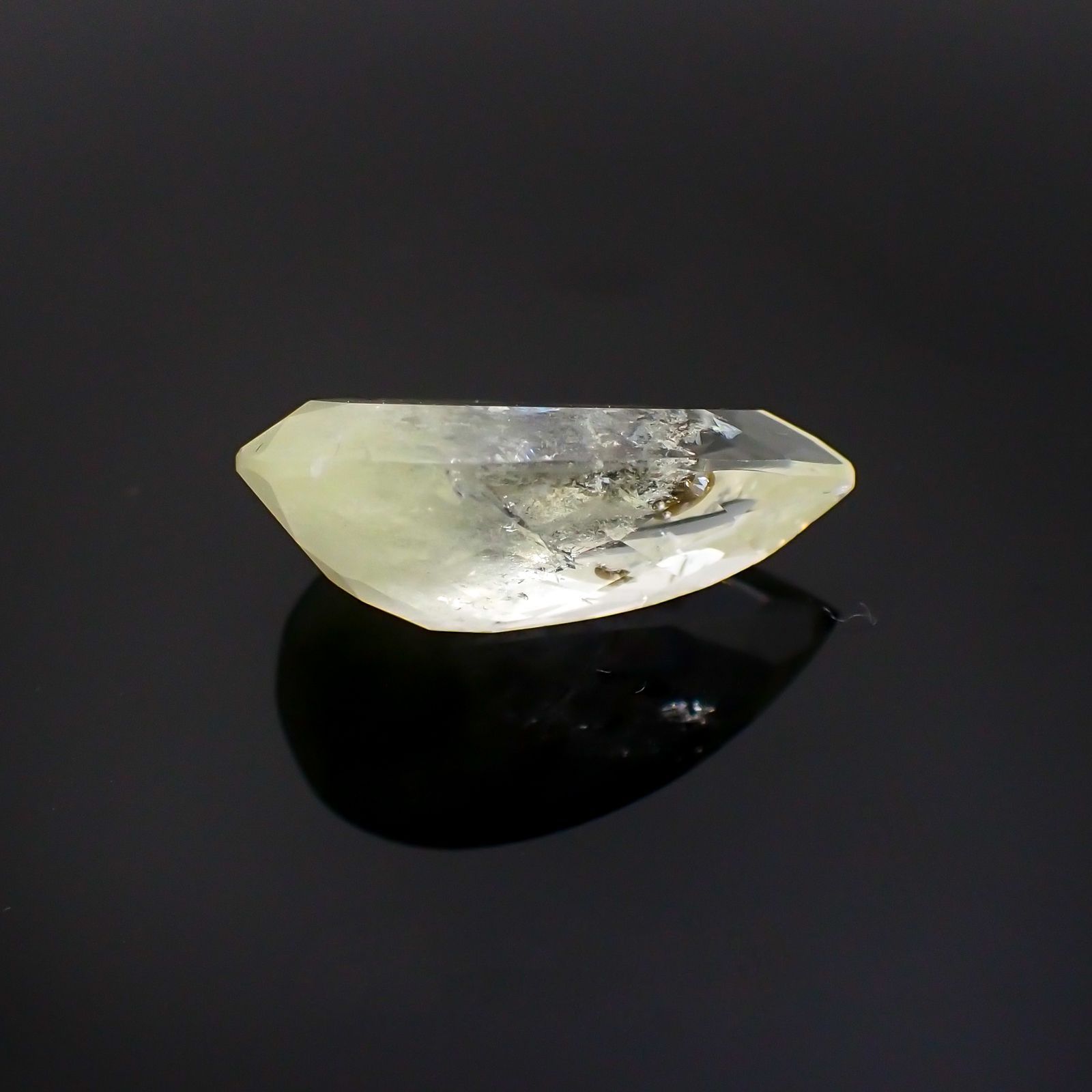 サルファーインクォーツ ブラジル産 8.88ct[231124308]19.5x11.7mm前後