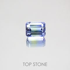 バイカラータンザナイト(ゾイサイト)非加熱 タンザニア産 ルース 0.77ct[210610944]5.4×4mm前後