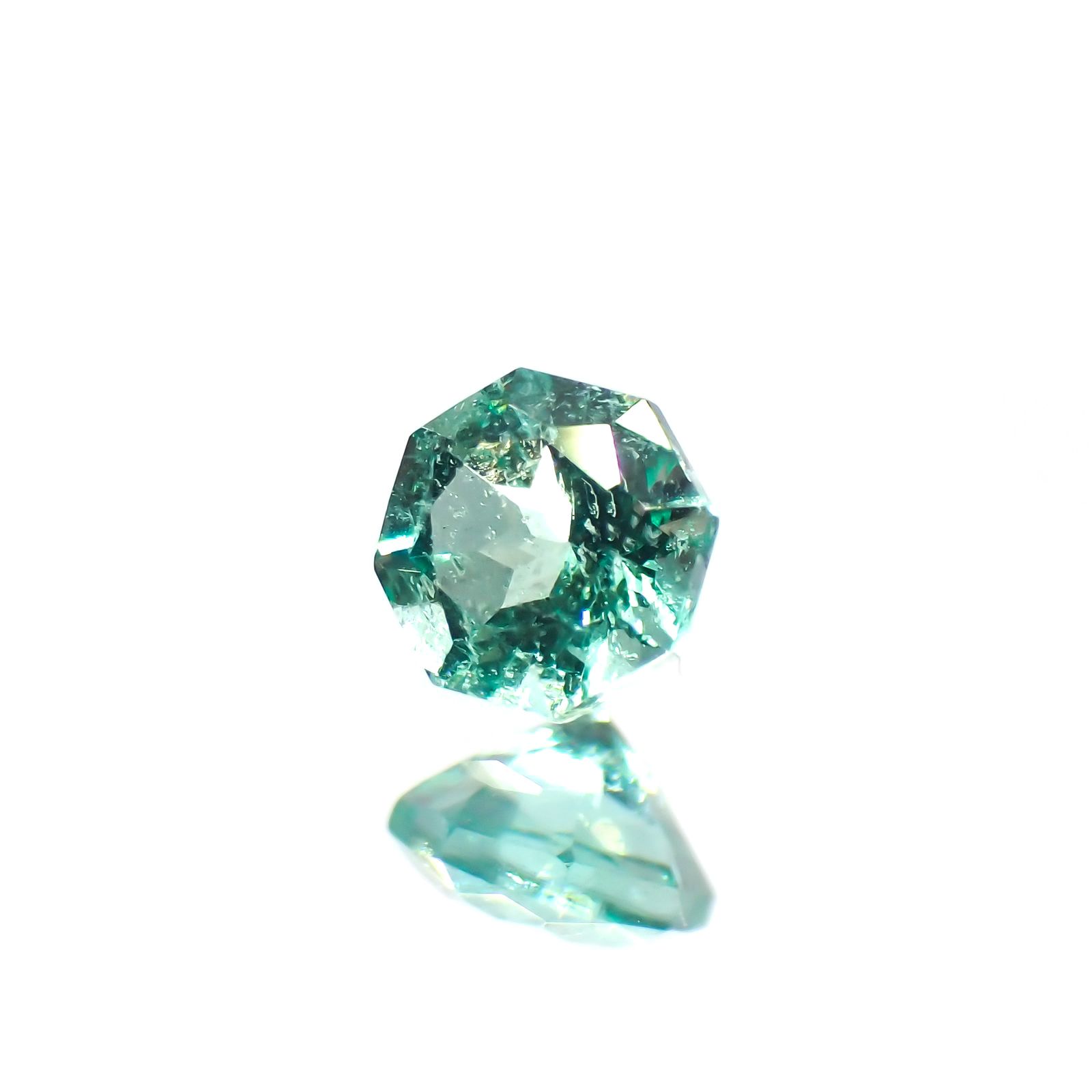 ◇オクタゴンカット◇エメラルド(宝石名エメラルド)ザンビア産 0.13ct 識別済[231224395]3x3mm前後