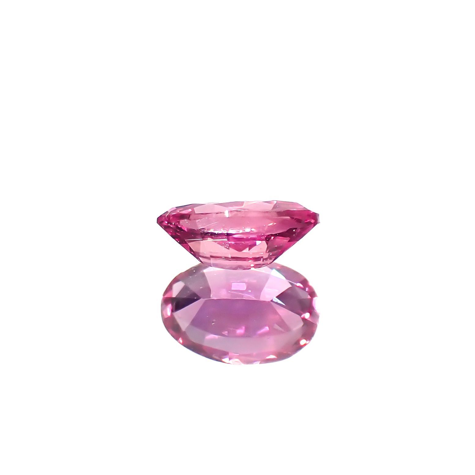ネオンピンクサファイア スリランカ産 0.28ct[240728546]5x3.4mm前後