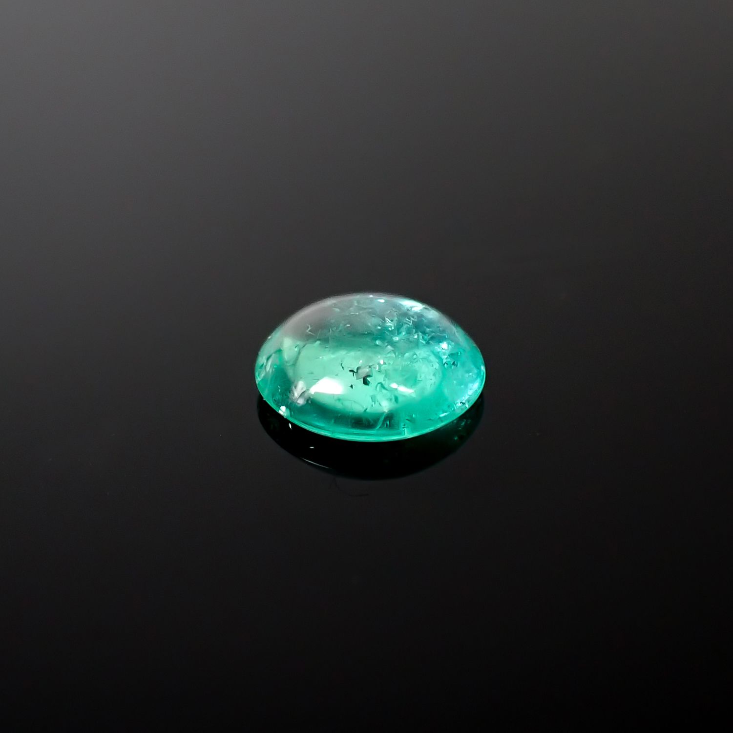パライバトルマリン(宝石名トルマリン/別名パライバ・トルマリン)ブラジル・キントス鉱山産 0.6ct 識別済[240928730]6.2x6.1mm前後