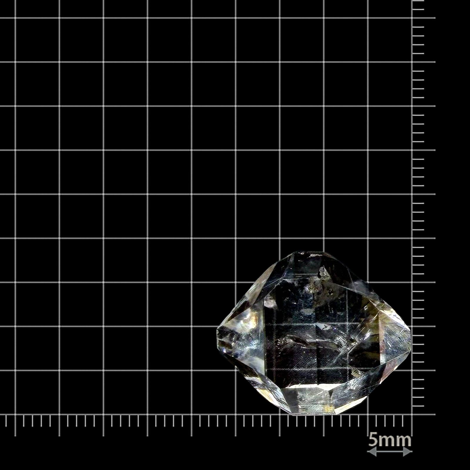 ハーキマーダイヤモンド 原石 アメリカ・ニューヨーク州産 25.40ct / 21.3x18mm前後 [260231773]