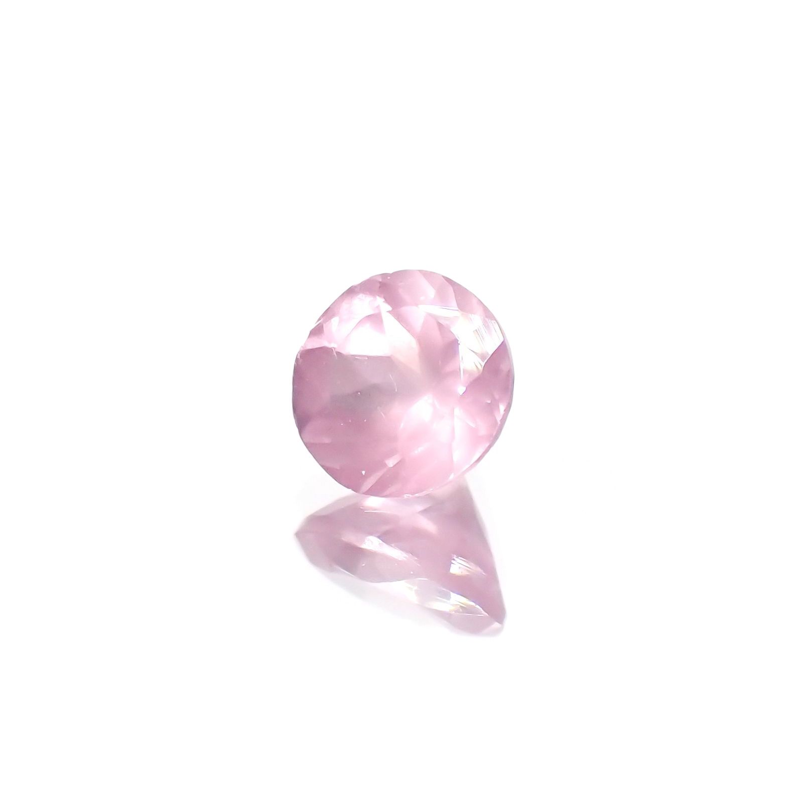シルキーピンクスピネル タンザニア産 0.50ct / 4.8x4.8mm前後 [260524951]