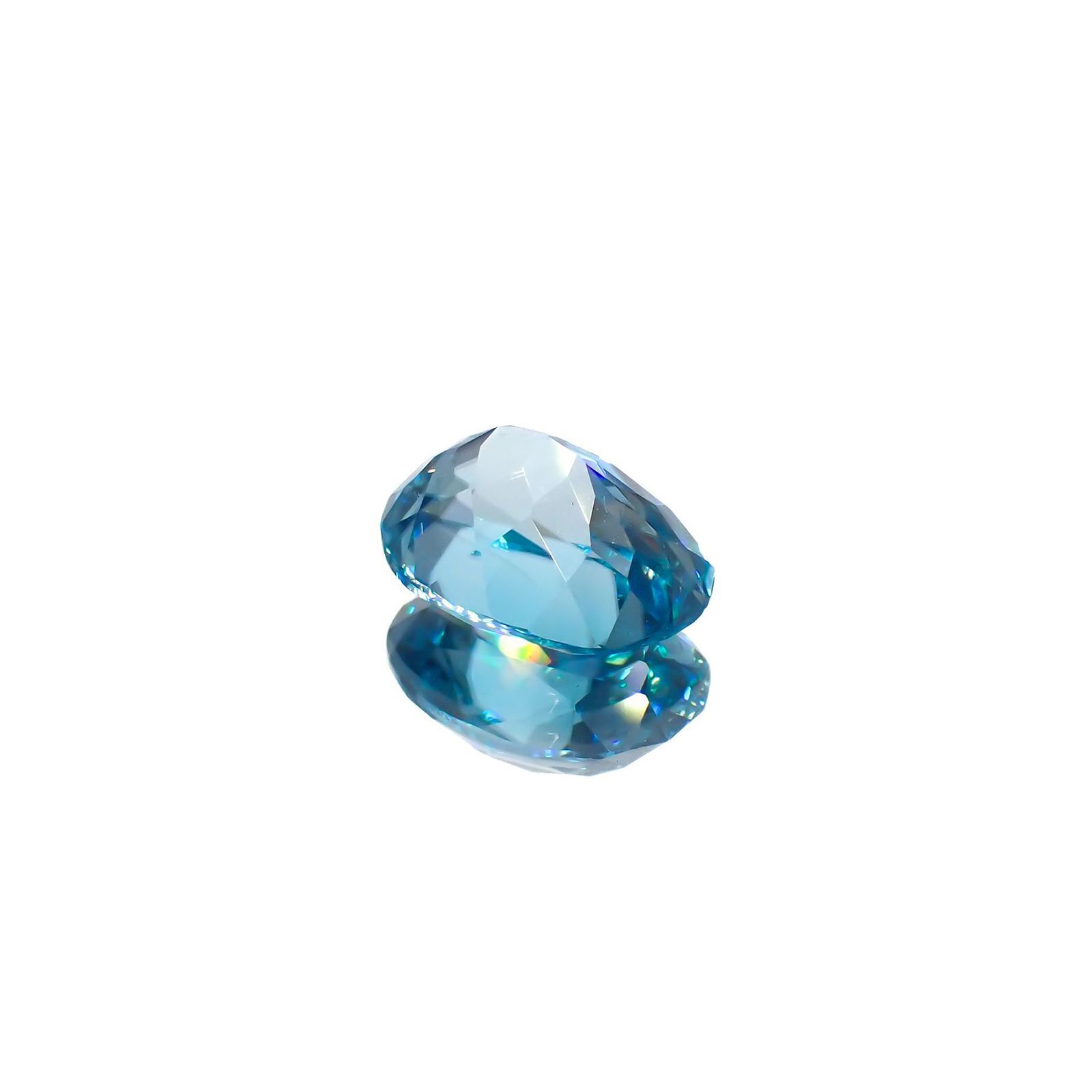 ラタナキリブルージルコン(宝石名ブルー・ジルコン)カンボジア産 2.770ct ソ付(彩珠)[221018935]8.9x6.5mm前後