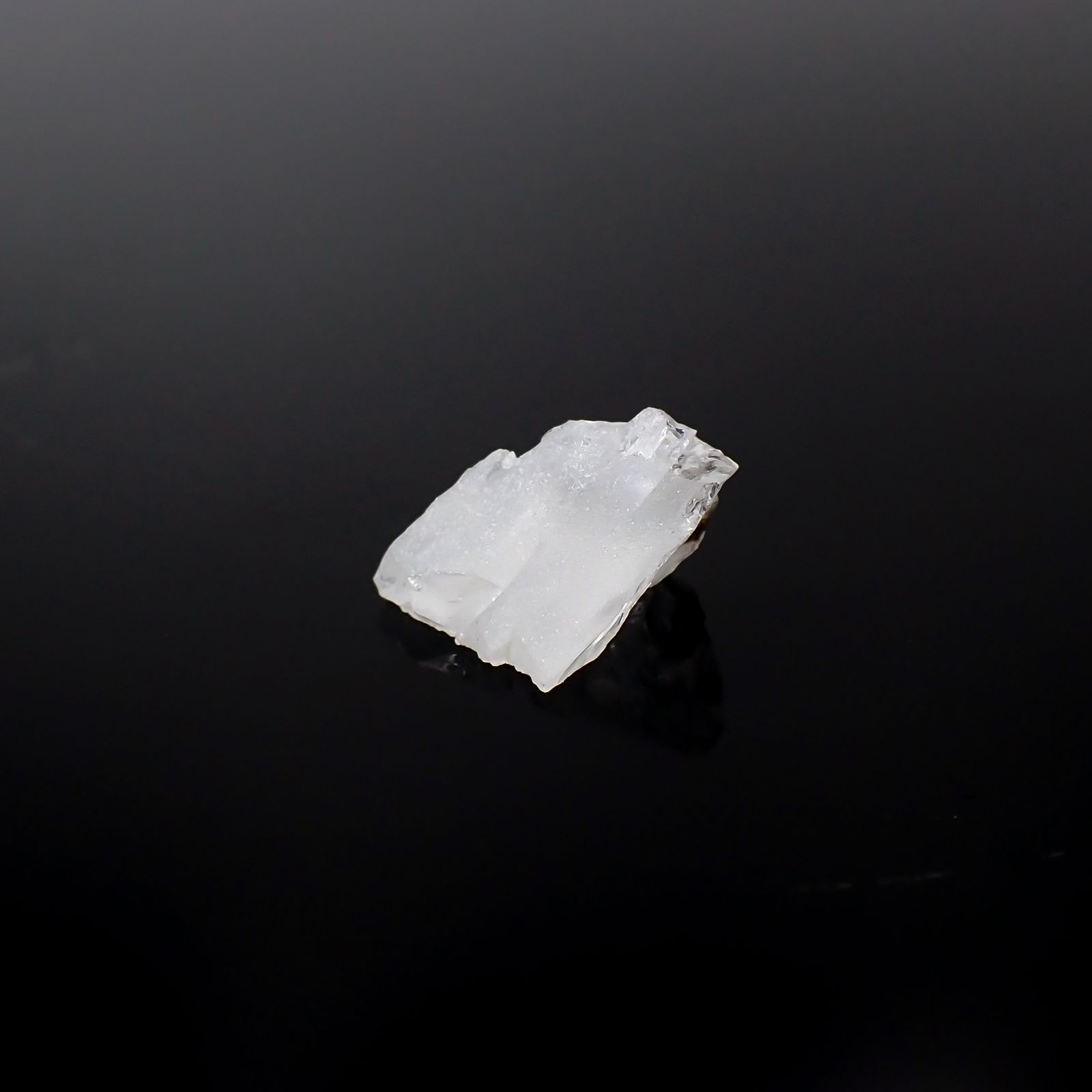 フェナカイト 原石 ロシア産 2.54ct[231225159]12x9.1mm前後