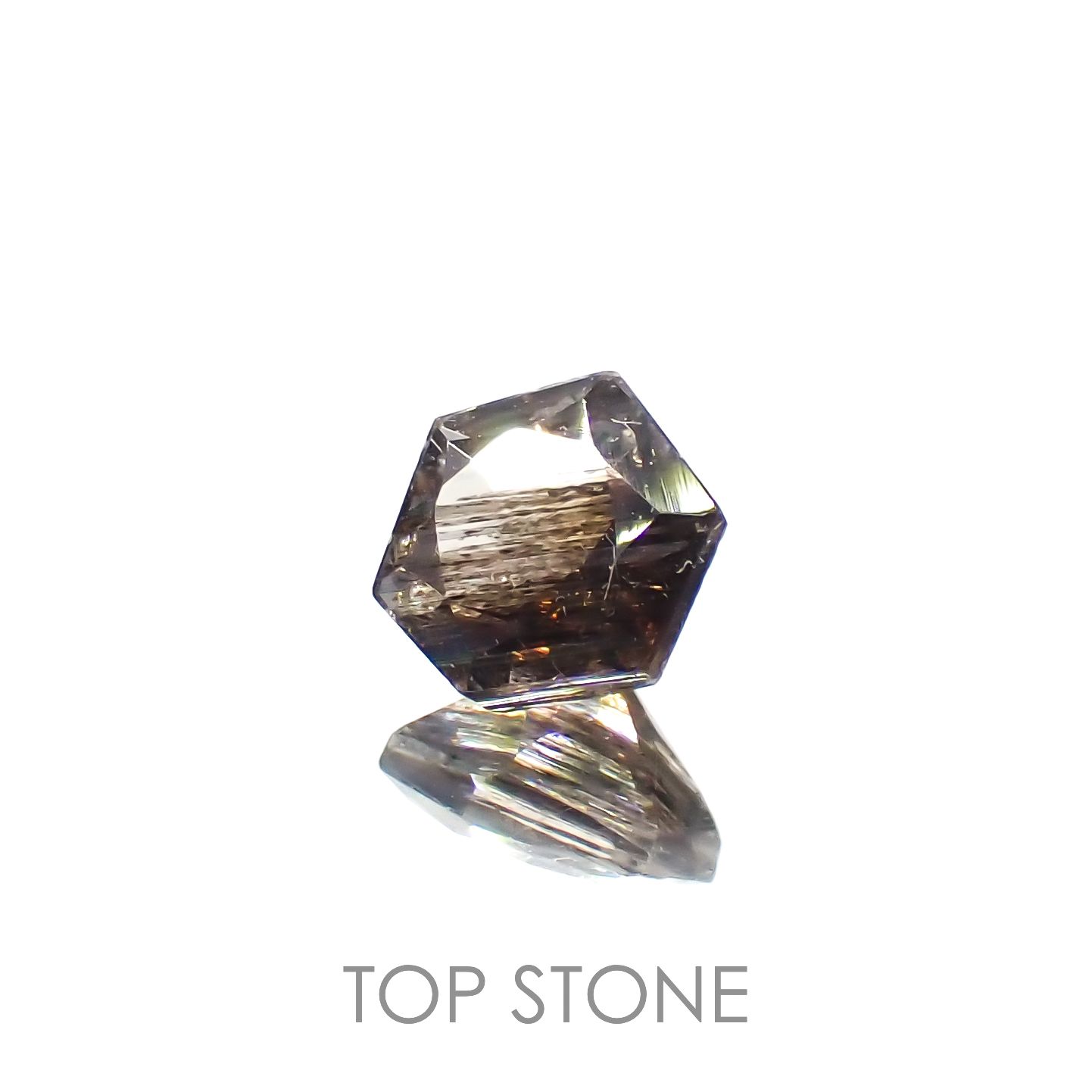◇ヘキサゴンカット◇レインボースキャポライト ブラジル産 0.53ct[230320919]4.9x4.8mm前後