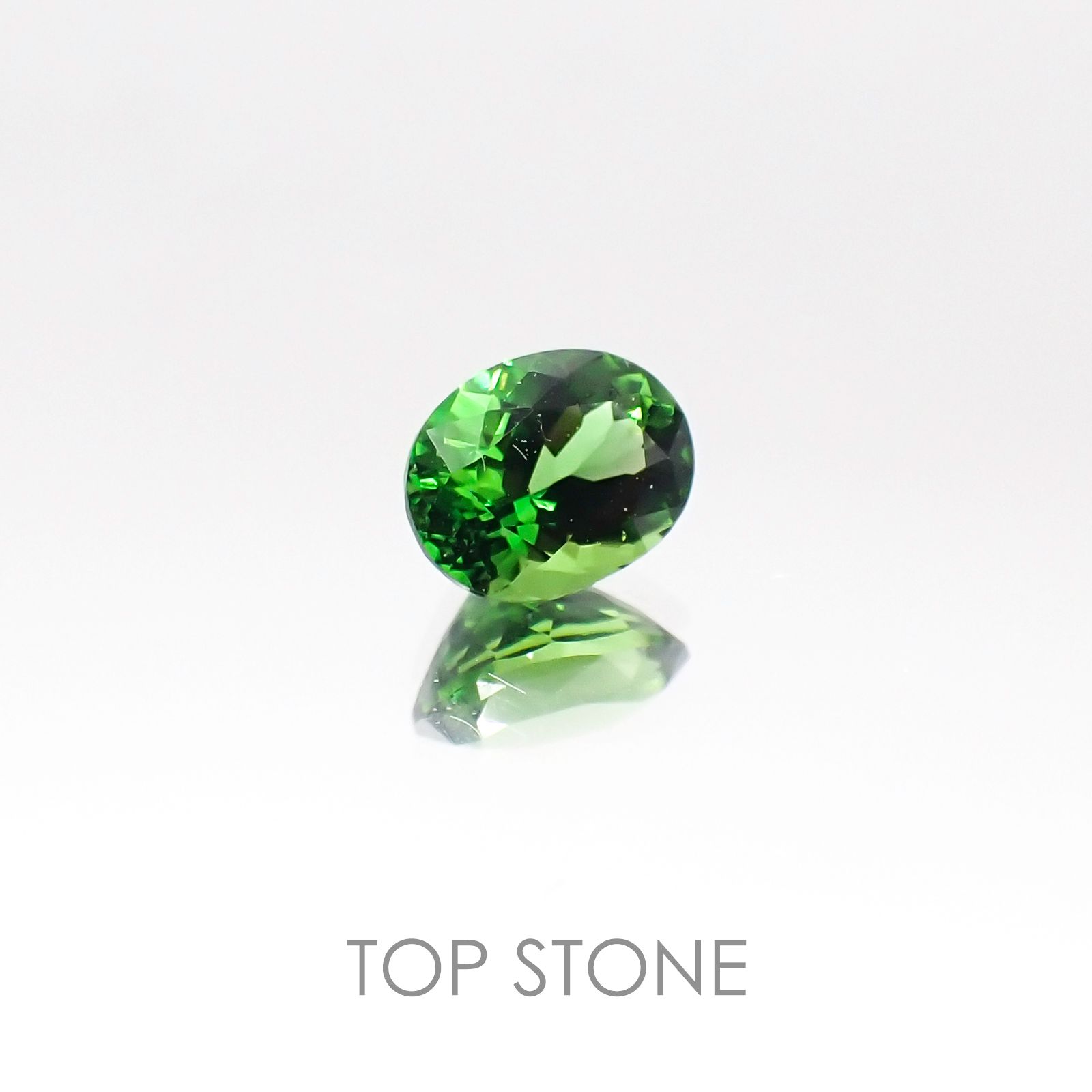 クロムトルマリン タンザニア産 ルース 0.66ct[20096208]6.3×4.8mm前後