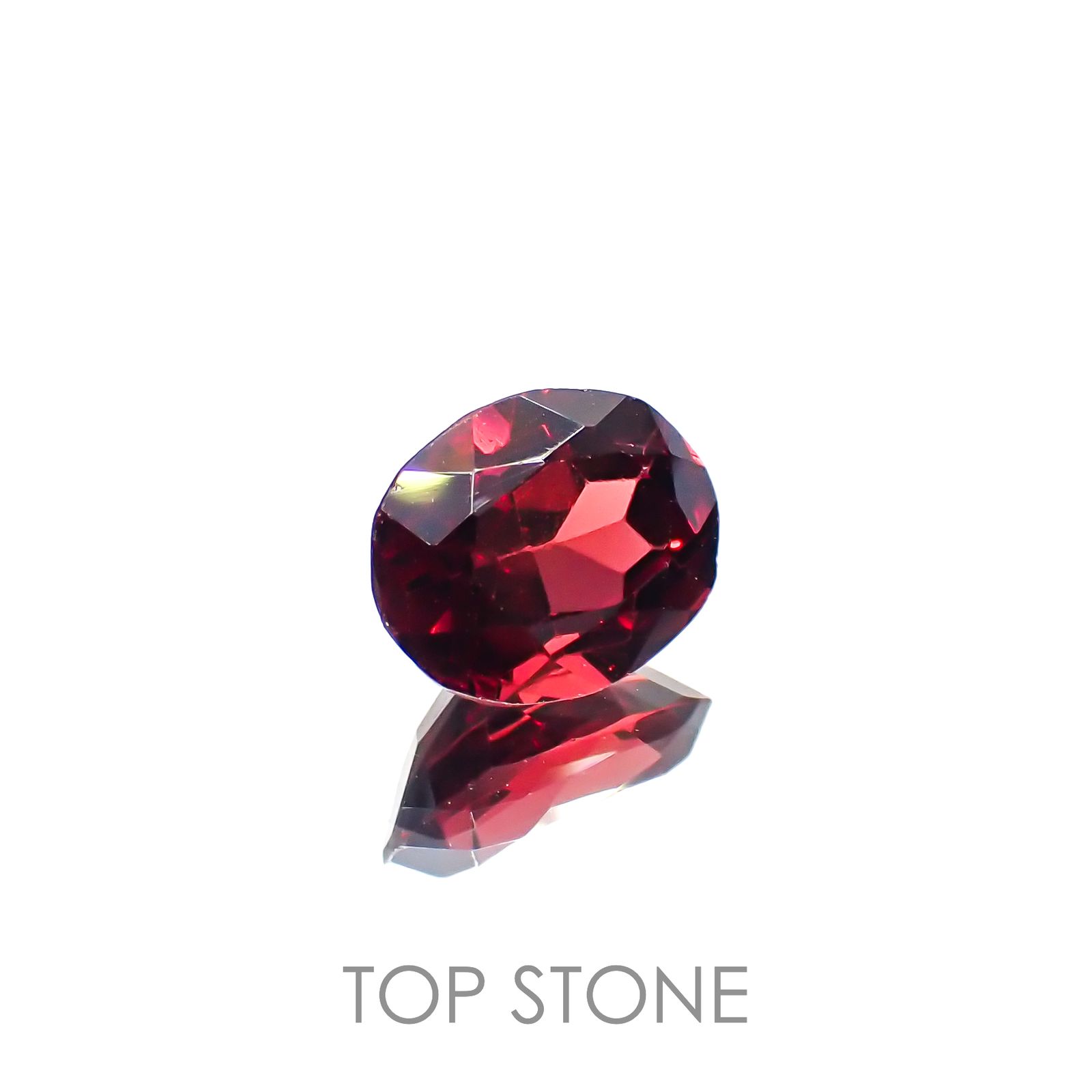 パイロープアルマンディンガーネット(宝石名パイロープ アルマンディン・ガーネット)ブラジル産 1.82ct 識別済[221219543]8.2x6.4mm前後