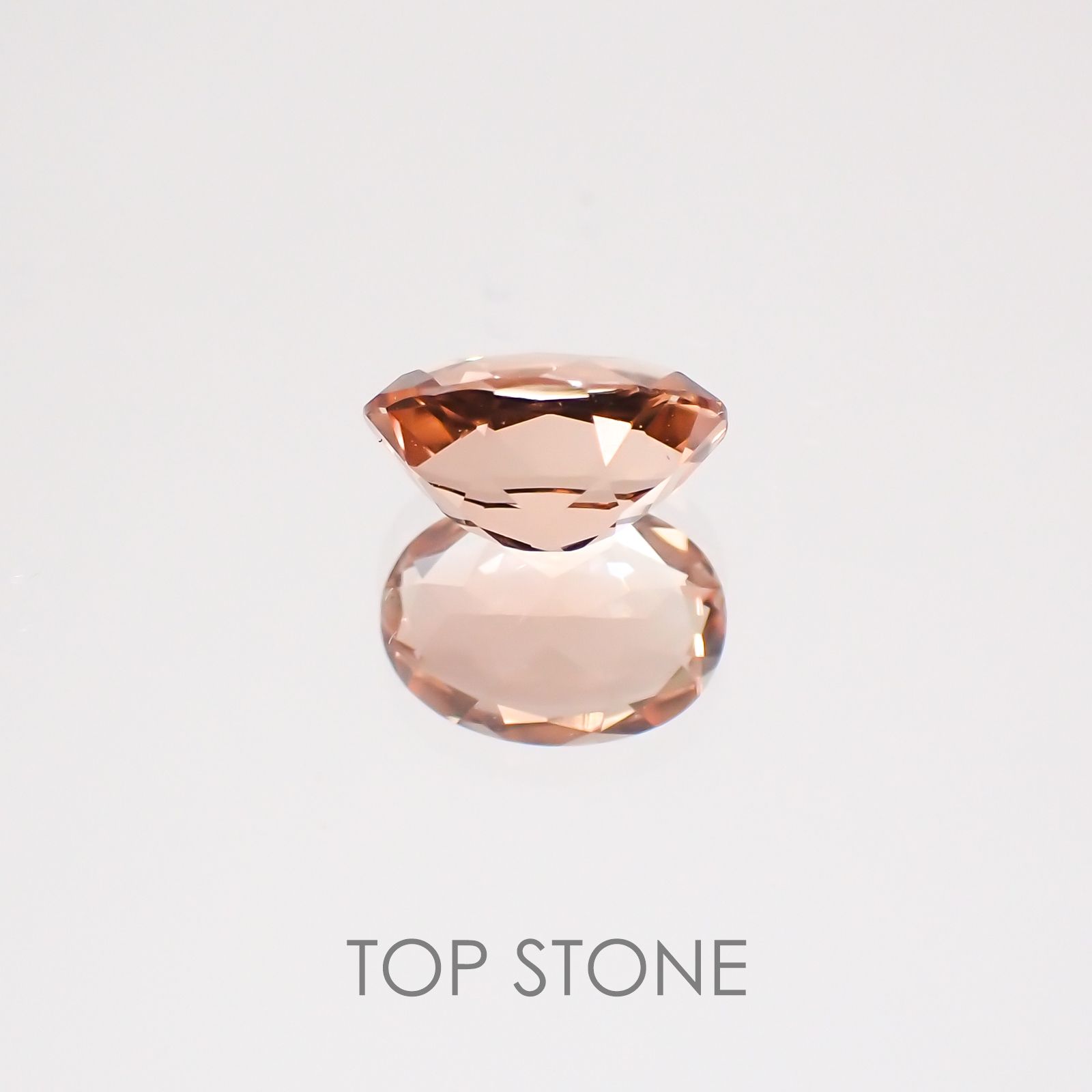 オレゴンサンストーン アメリカ産 ルース 0.74ct[20128884]6.9×4.9mm前後