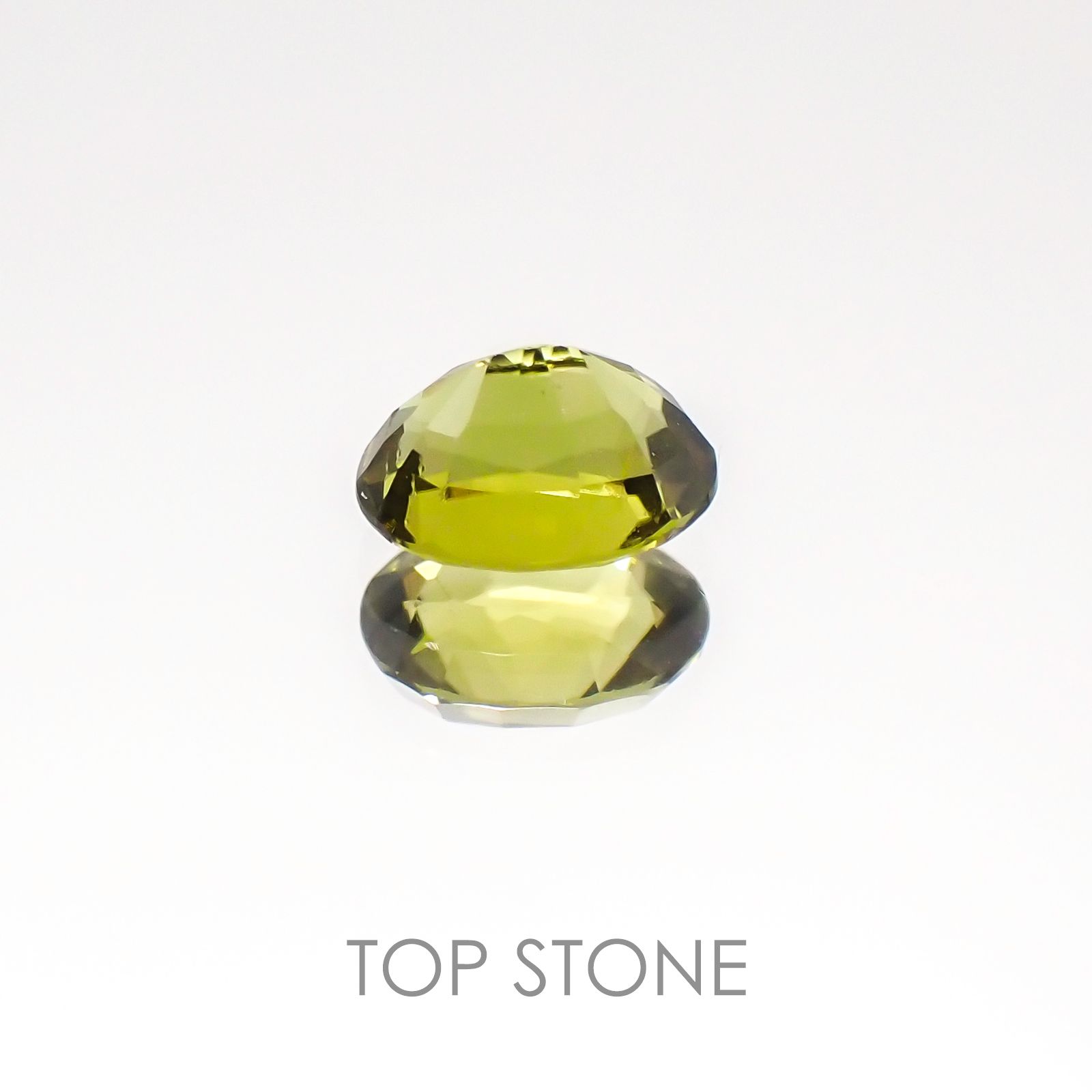 ダイオプサイド(宝石名ダイオプサイド) ロシア産 0.55ct 識別済[20106913]5.5×4.3mm前後