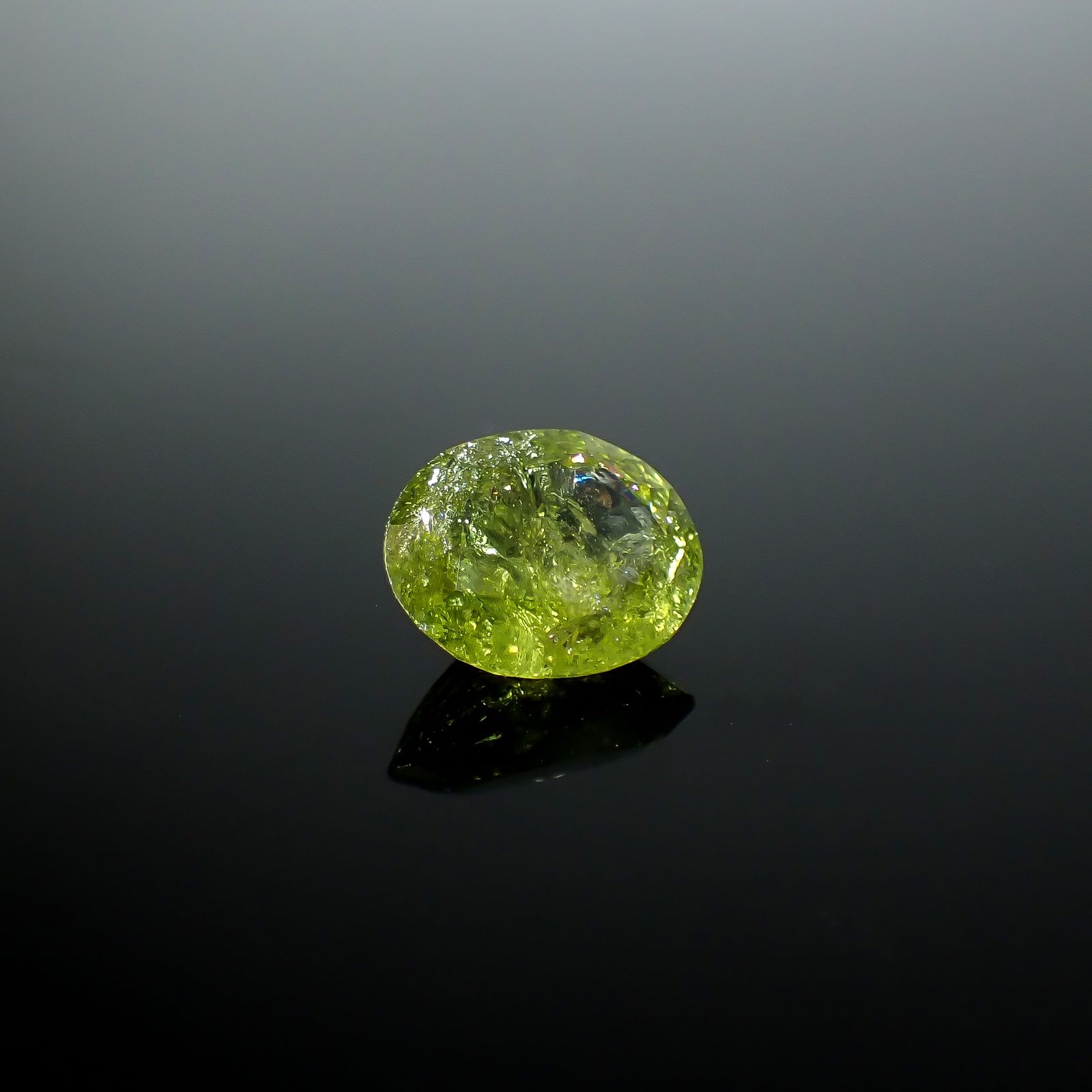 イリデッセンスクロムトルマリン(宝石名トルマリン)ケニア産 4.25ct 識別済[250931154]11.9x9.9mm前後