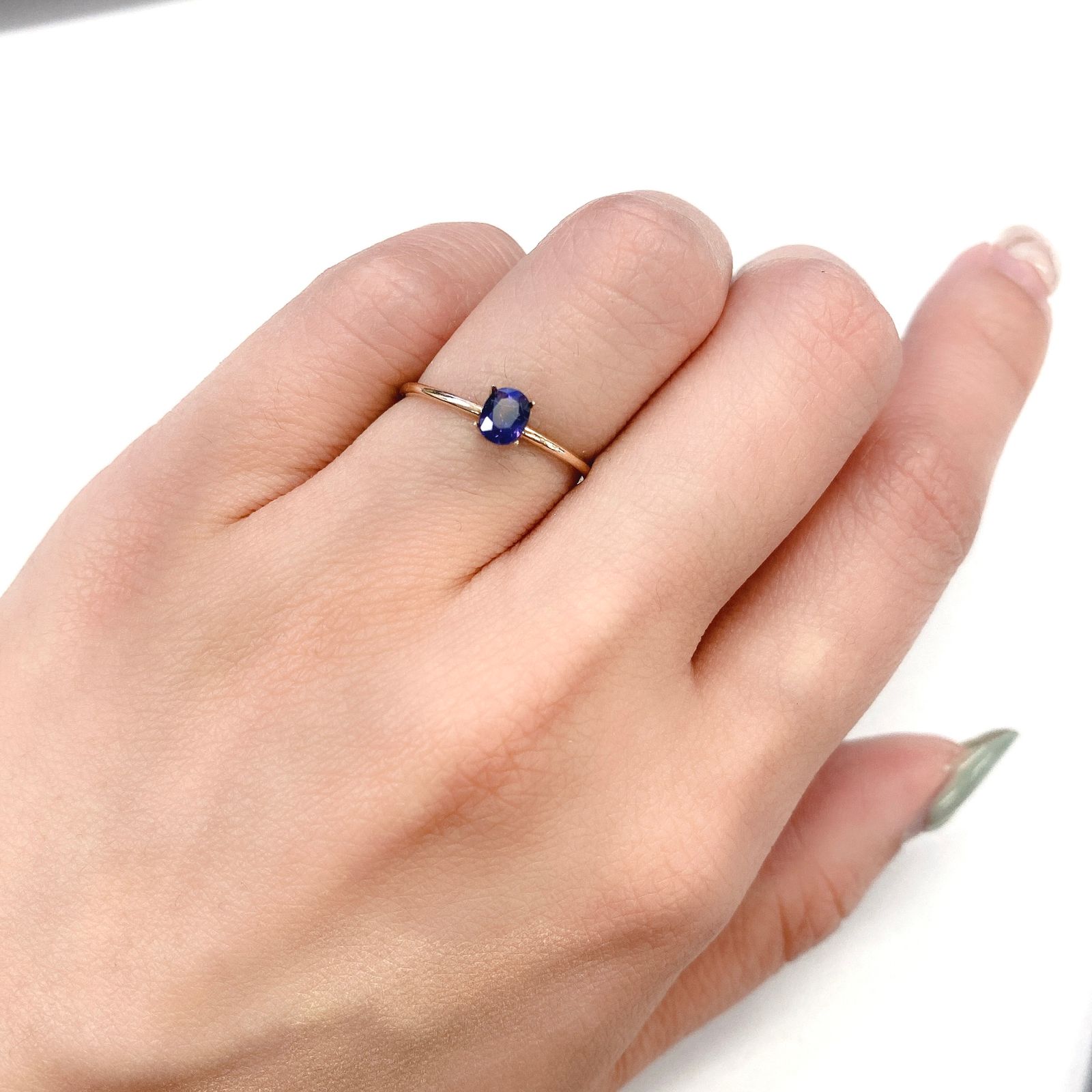 バイカラーサファイア(宝石名バイカラー・サファイア) タンザニア産 0.41ct 識別済[210410590]4.7×3.6mm前後