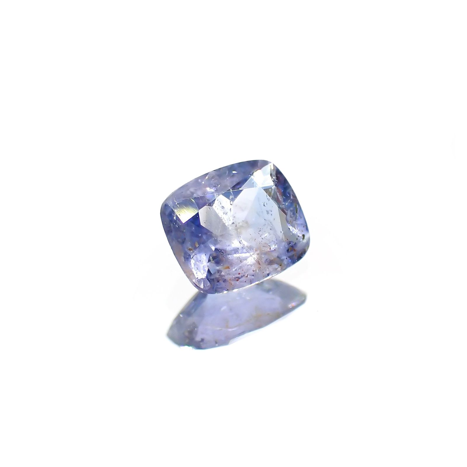 ジェレメジェバイト(宝石名エレメージェバイト)ナミビア産 ソ付(彩珠) 0.536ct / 5.8x4.8mm前後 [220717077]