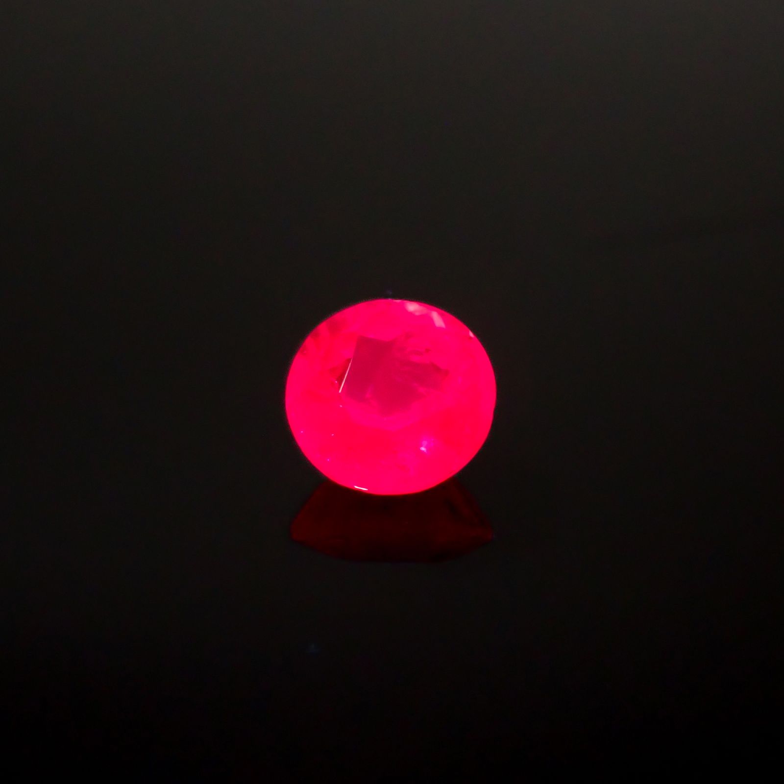 ルビー 非加熱 ビルマ産 0.49ct[240628052]4.5x4.5mm前後
