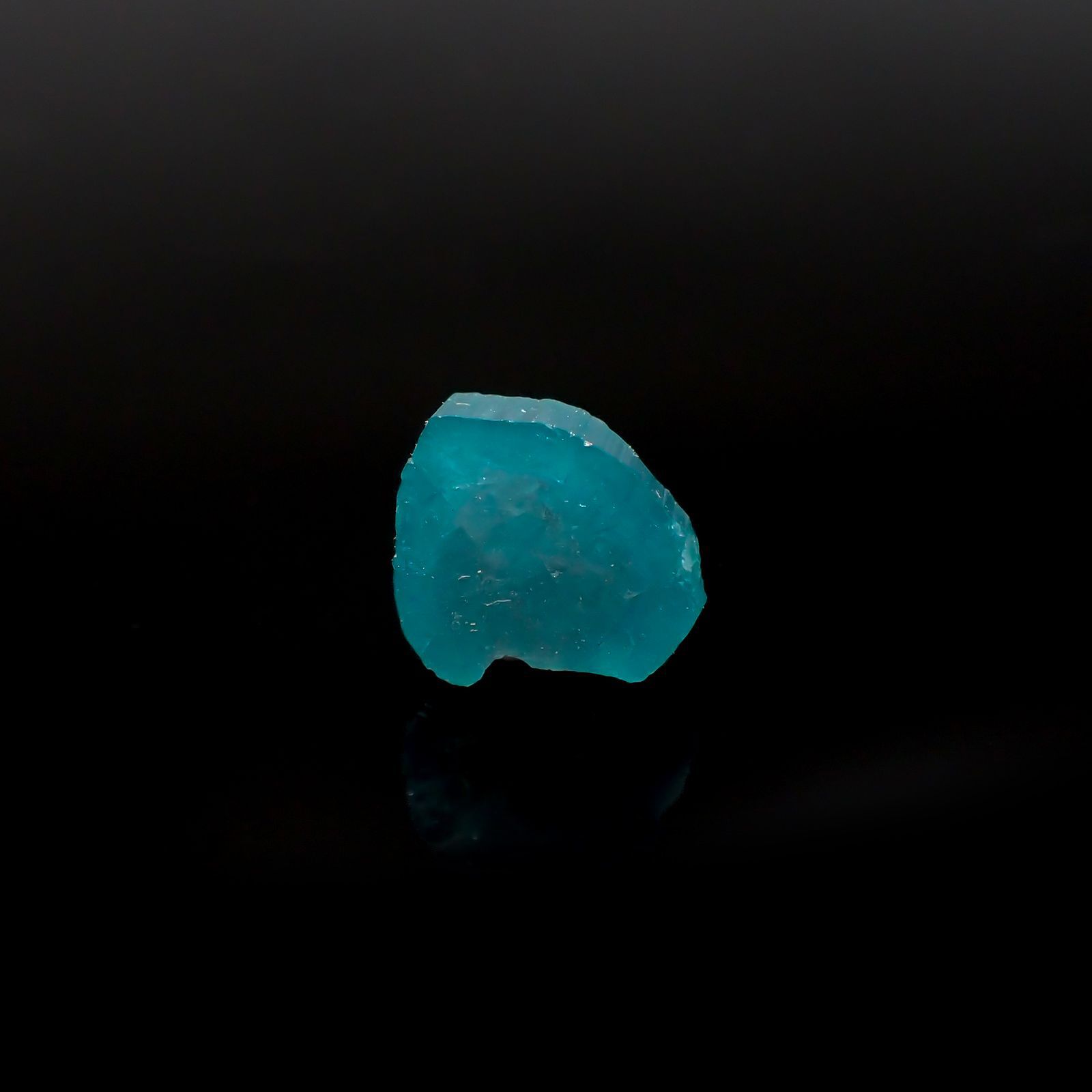 パライバトルマリン 原石スライス ブラジル・パライバ州バターリャ鉱山産 2.03ct[220616507]7.9x9mm前後