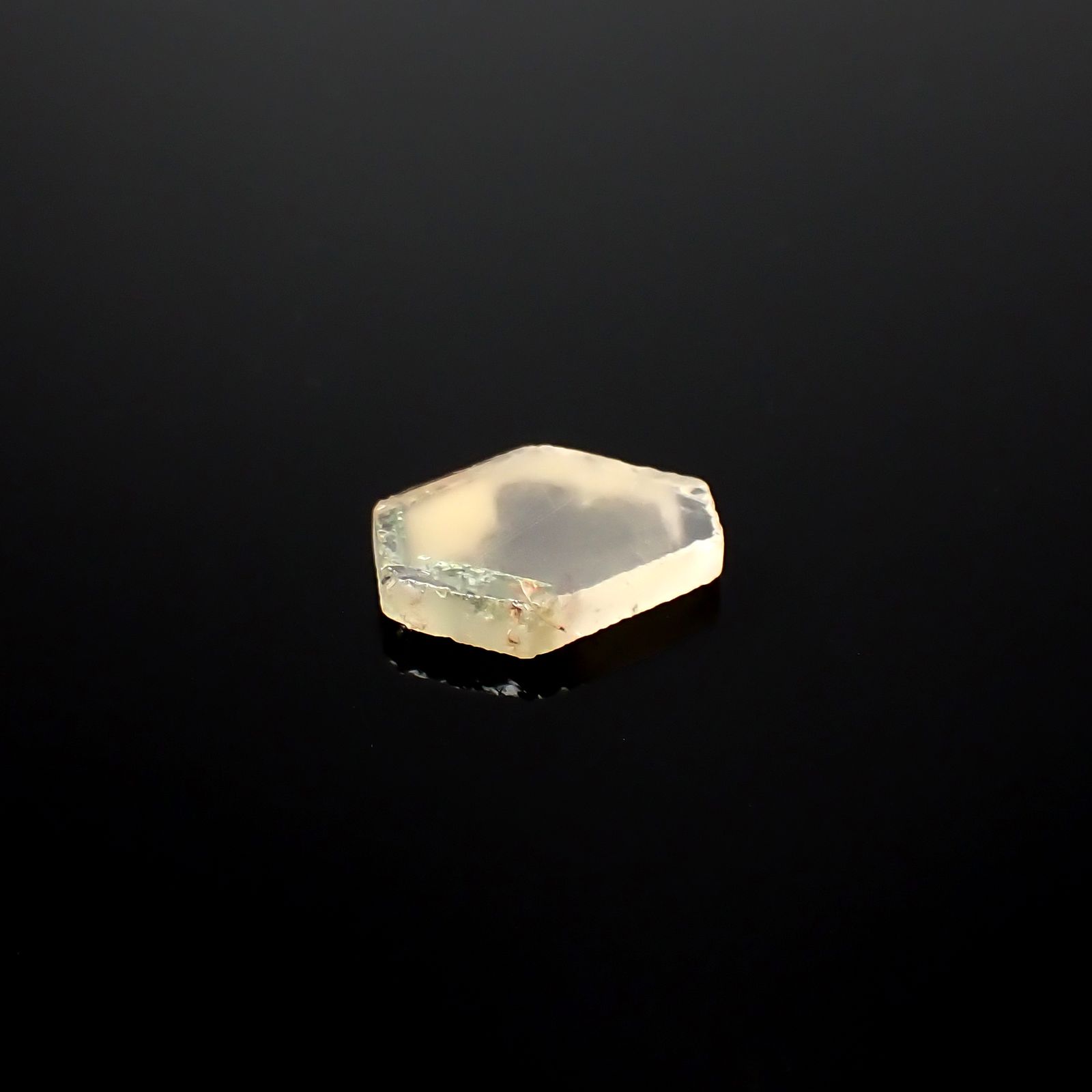 ファントムクォーツ 原石スライス ブラジル産 3.94ct [250330079]10.7x15.3mm前後
