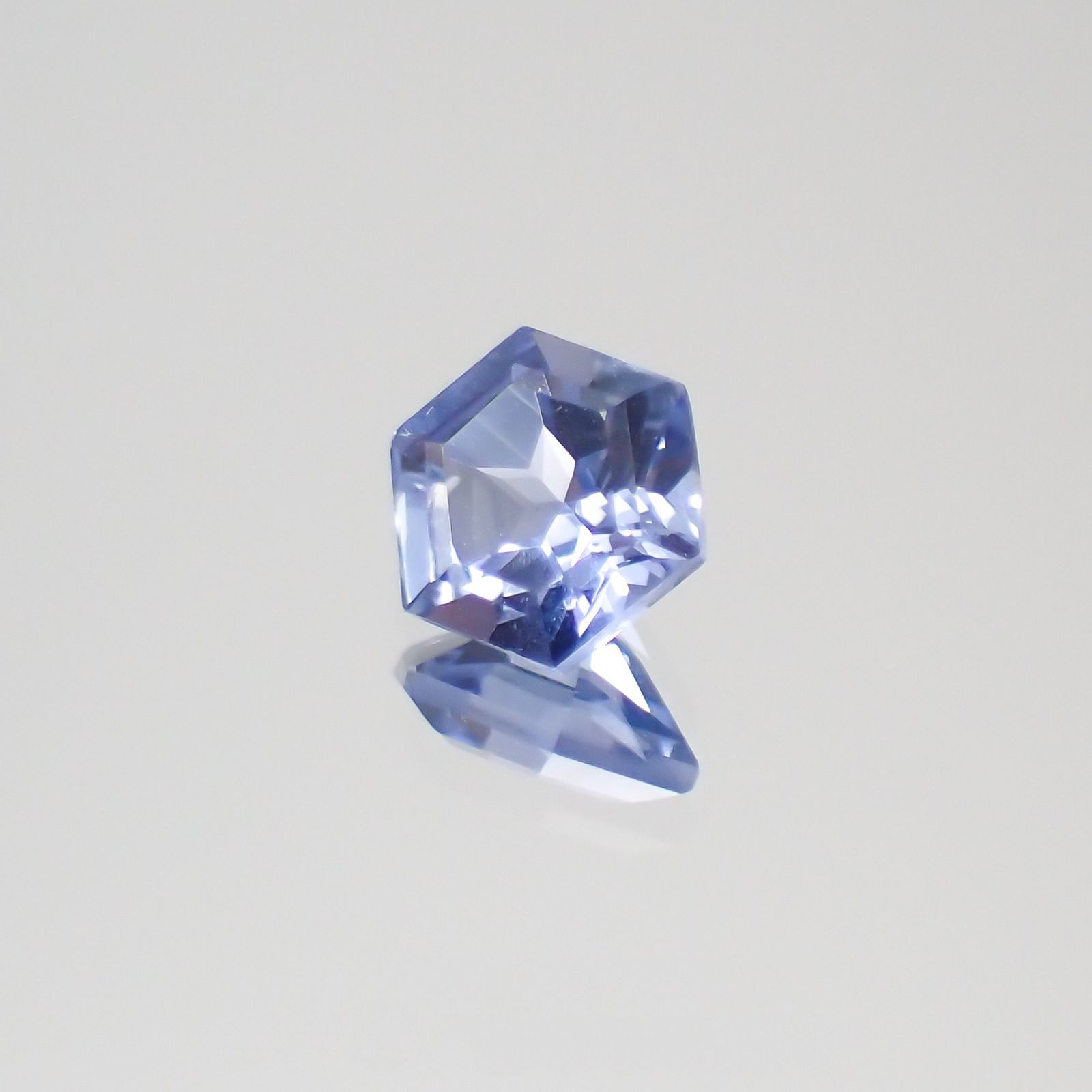 ◇ヘキサゴンカット◇サファイアSA(宝石名サファイア) マダガスカル産 0.27ct 識別済[210611055]3.6×3.6mm前後