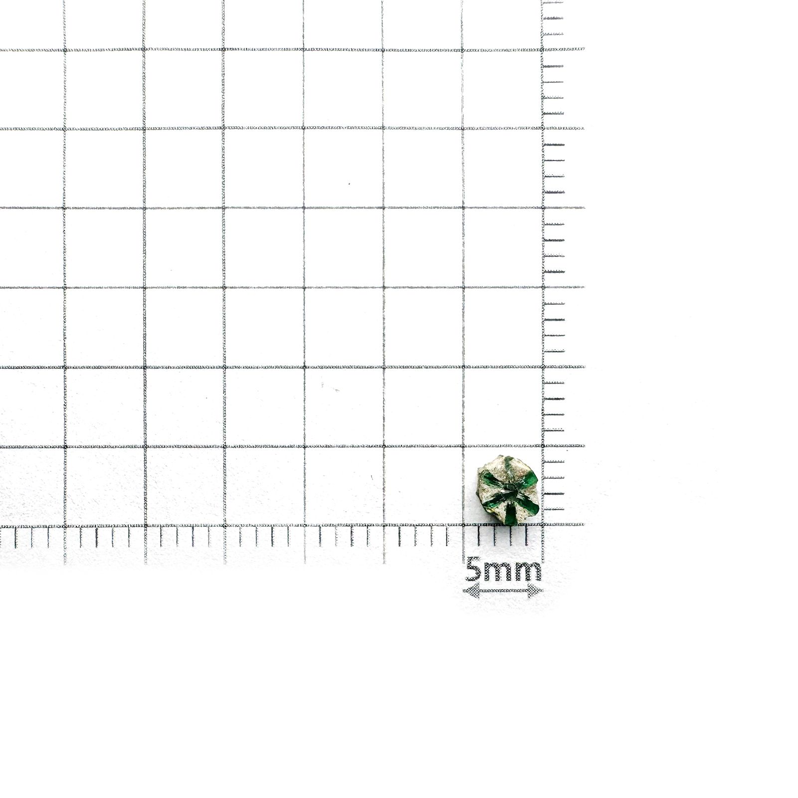 逆トラピッチェエメラルド 原石スライス コロンビア産 0.22ct[240627847]3.5x3.3mm前後