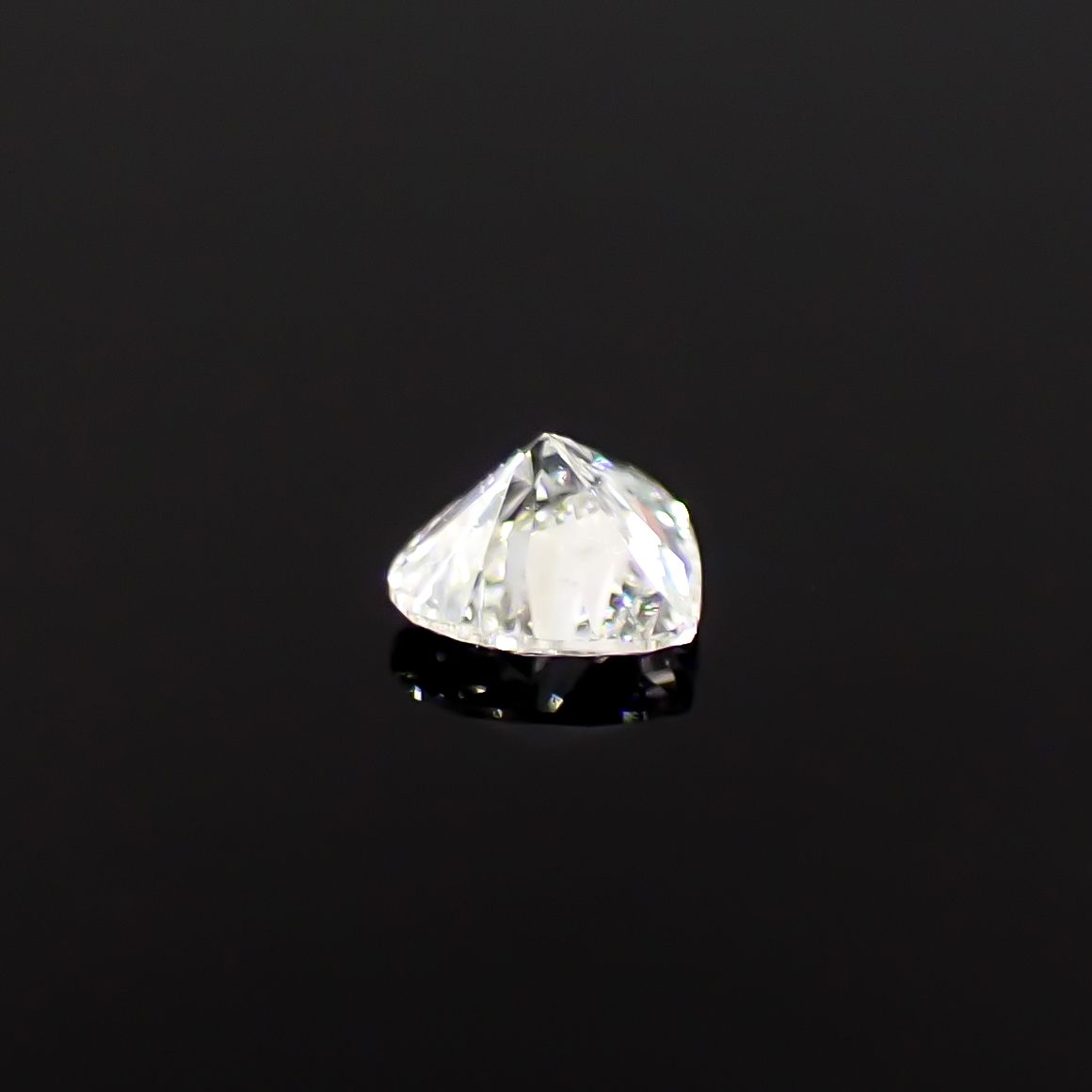 ダイヤモンド 0.056ct / 2.4x2.6mm前後 [260431982]