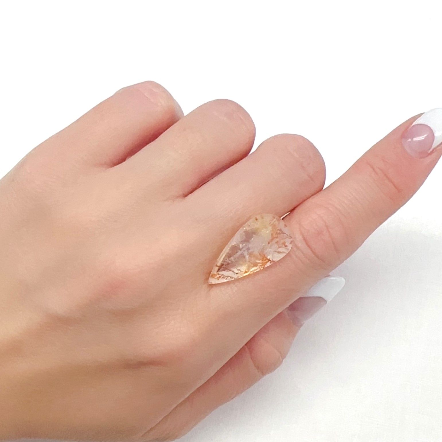 レッドデンドリチッククォーツ ブラジル産 10.88ct[231225084]22.3x11.5mm前後