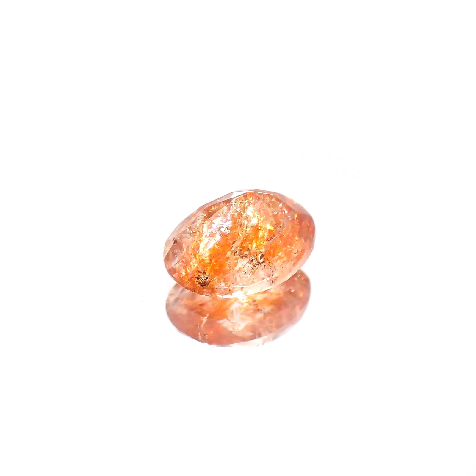 イリュージョンサンストーン(宝石名フェルドスパー) タンザニア産 1.03ct 識別済[250812299]7.7×5.9mm前後