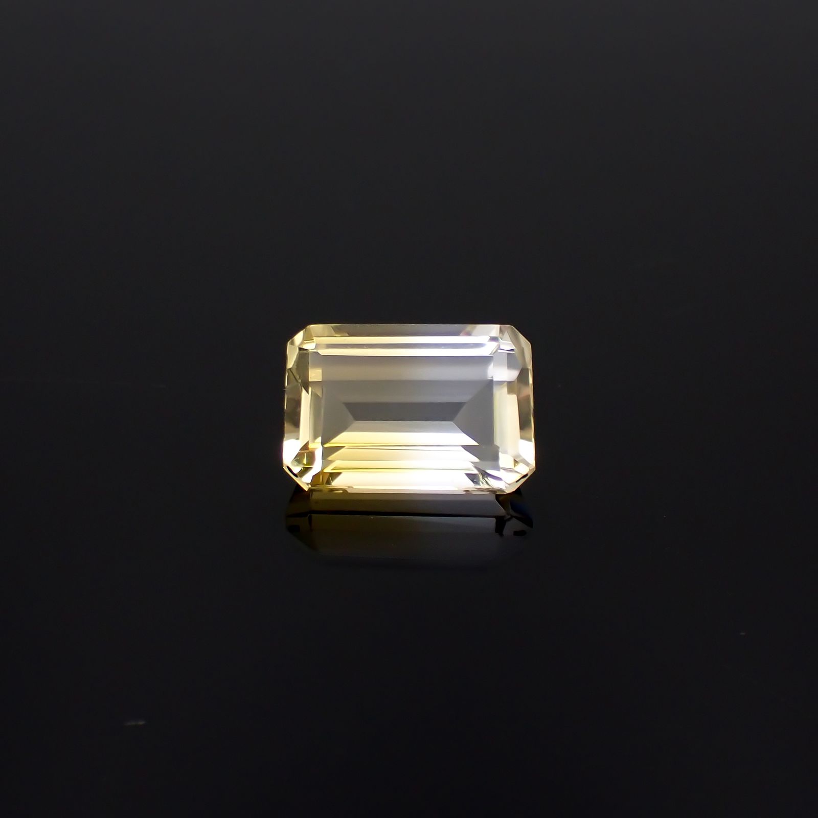 バイカラーシトリン ブラジル・ミナスジェライス州産 7.88ct[240326463]14.2x9.7mm前後