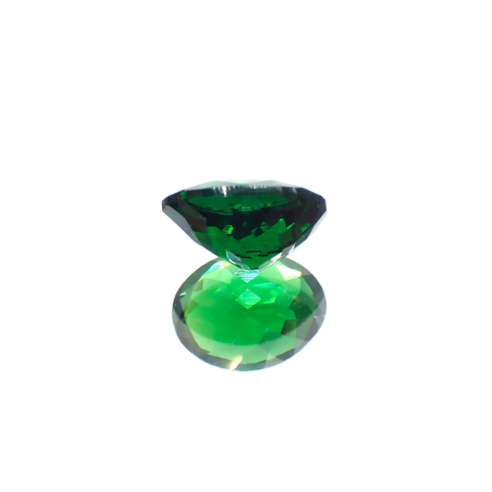 ツァボライト(宝石名グリーン グロッシュラー・ガーネット) タンザニア産 ソ付(彩珠) 1.524ct / 8.1x6.2mm前後 [210310348]